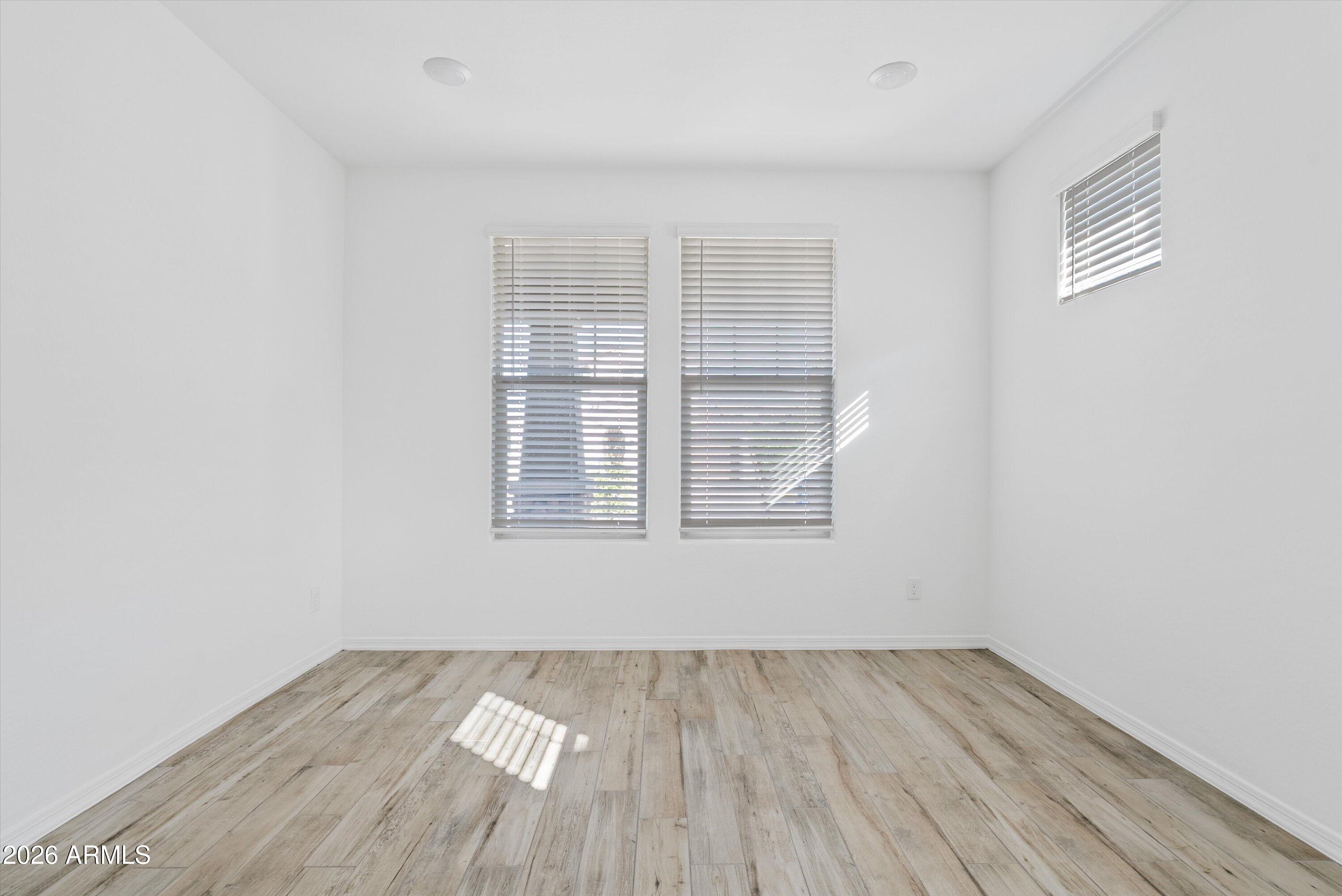 EASTMARK DU 3/4 NORTH PHASE 2 AND 3 - Residential