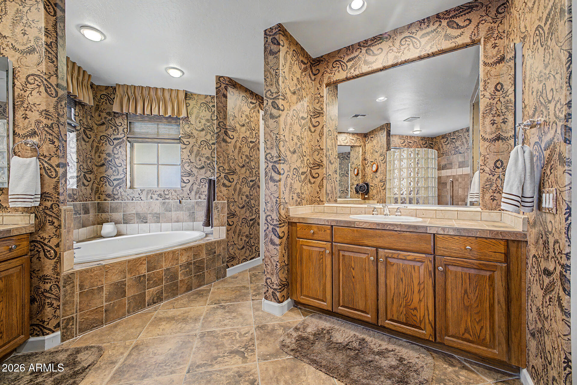 FIELDSTONE ESTATES - Residential