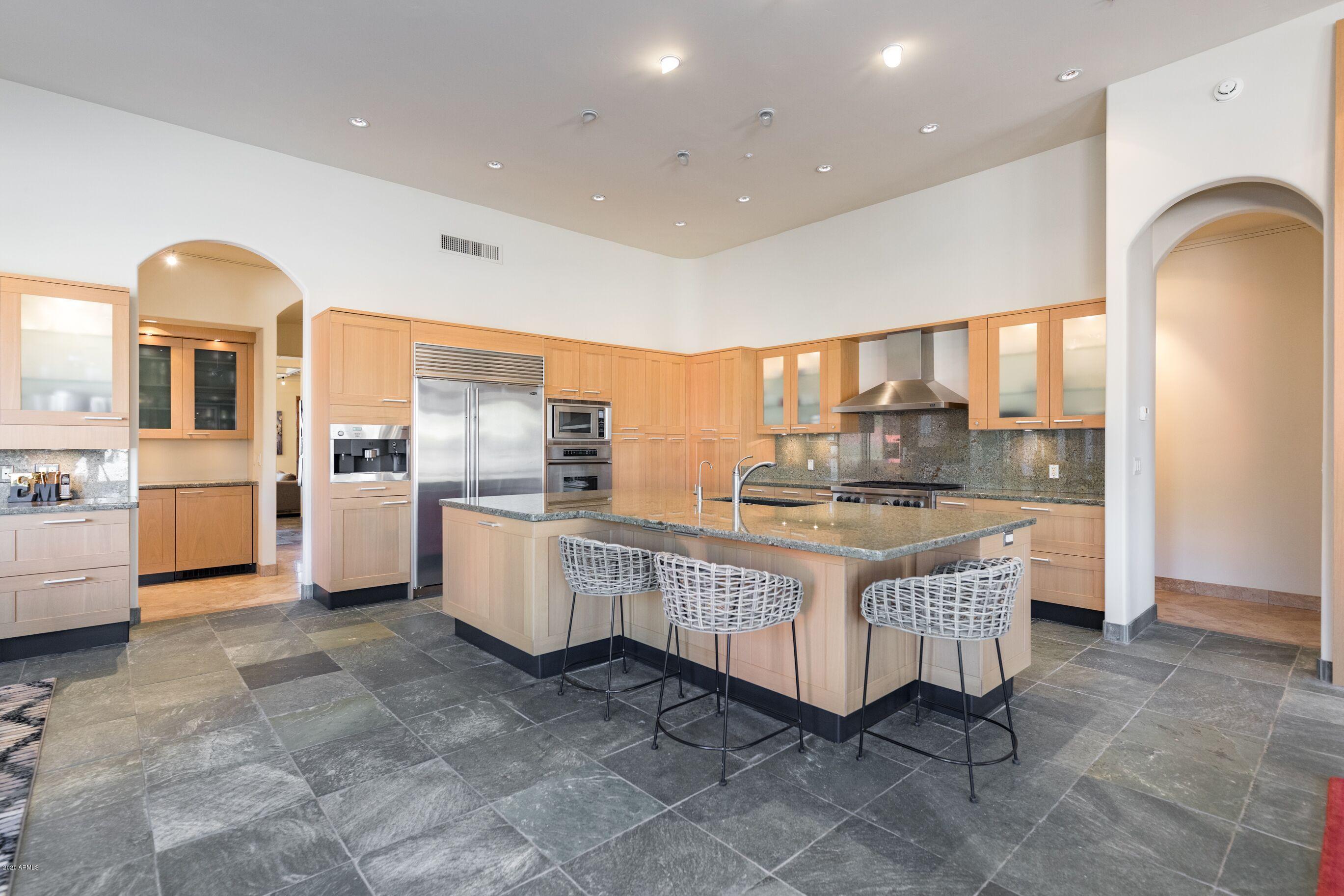 Los Diamantes - Residential