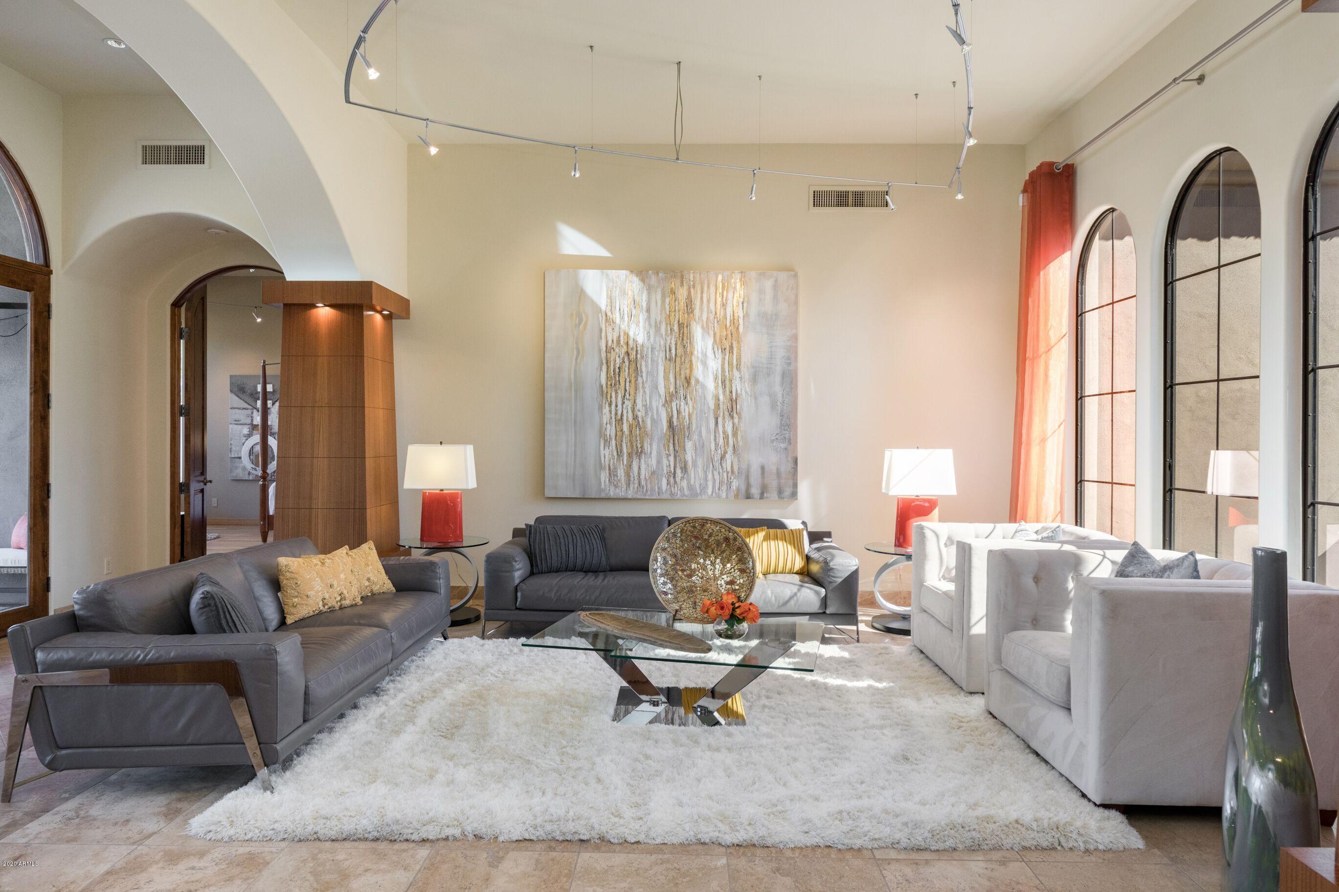 Los Diamantes - Residential