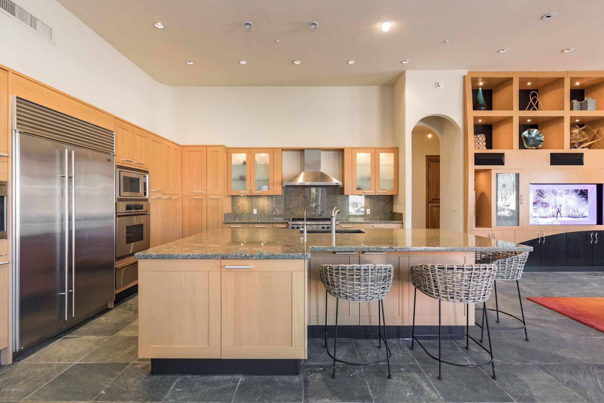 Los Diamantes - Residential