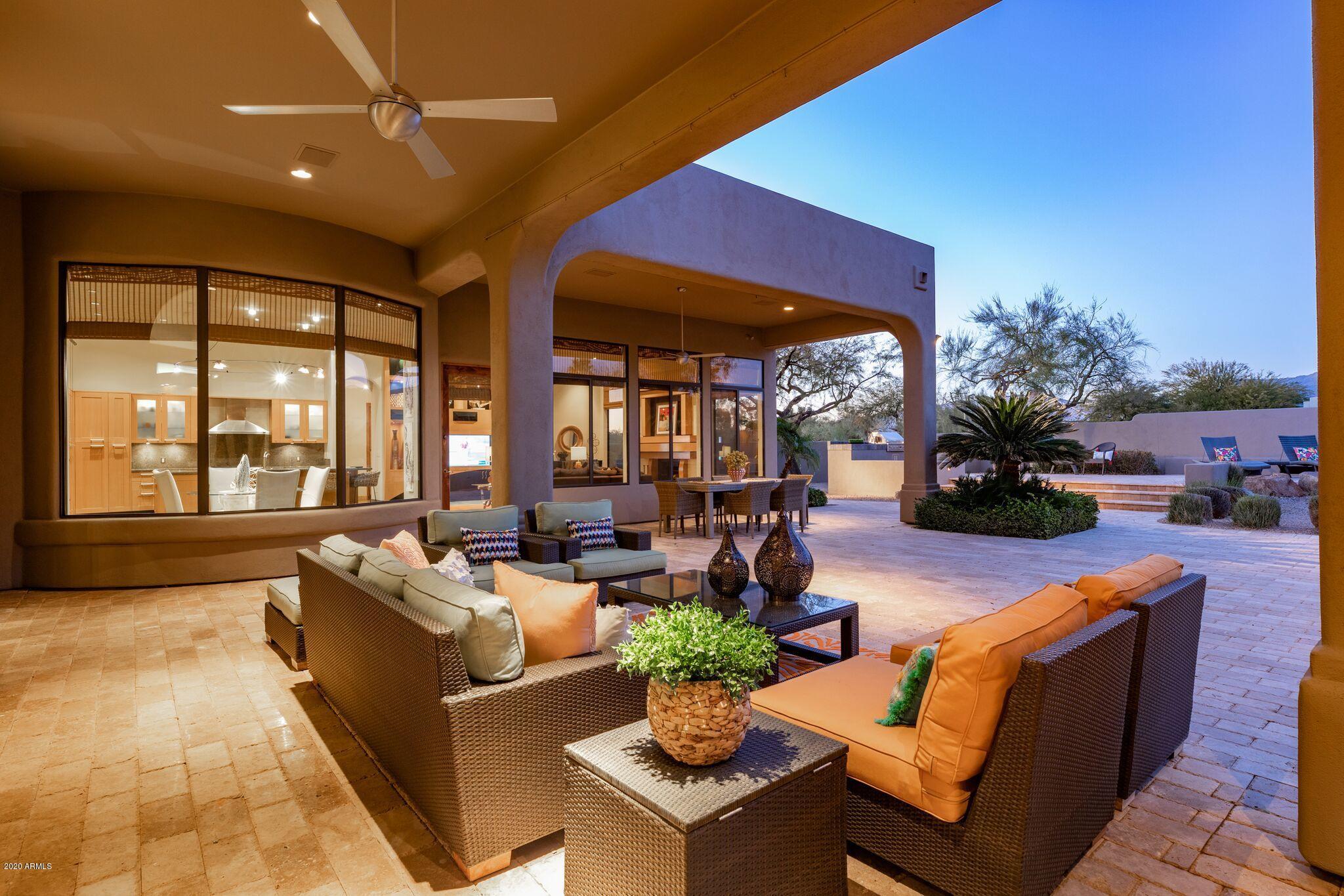 Los Diamantes - Residential