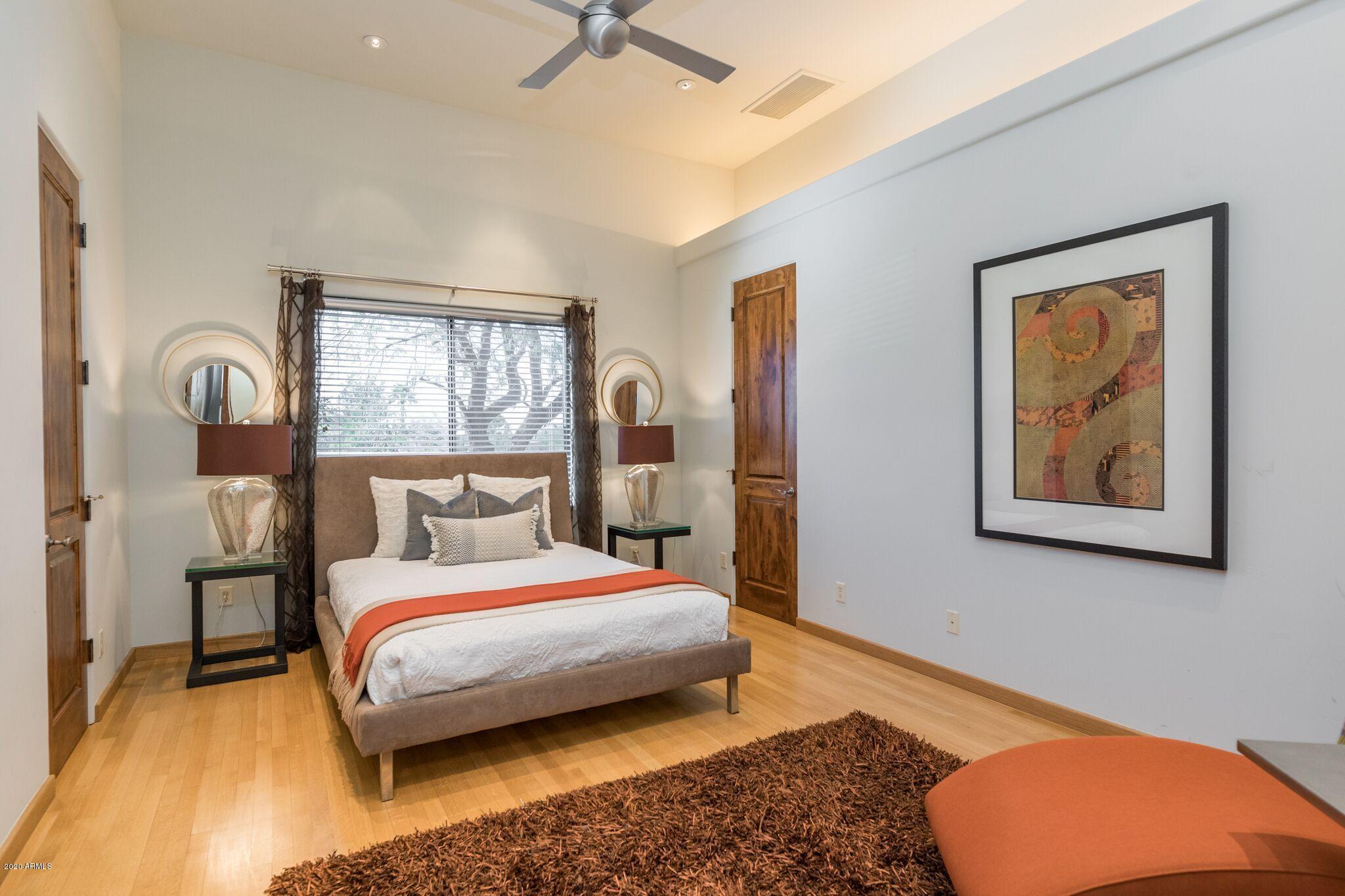 Los Diamantes - Residential