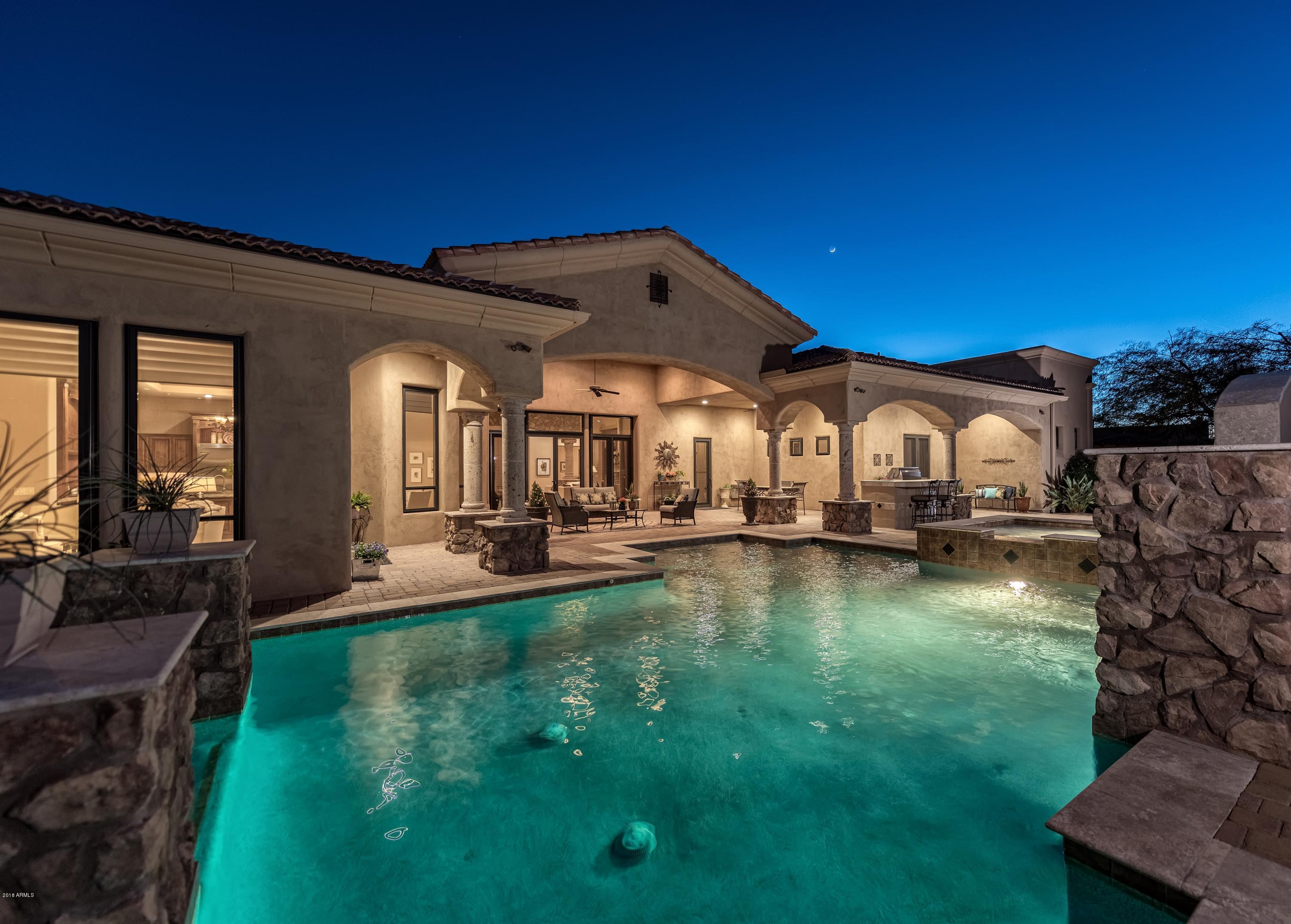 LAS SENDAS - Residential