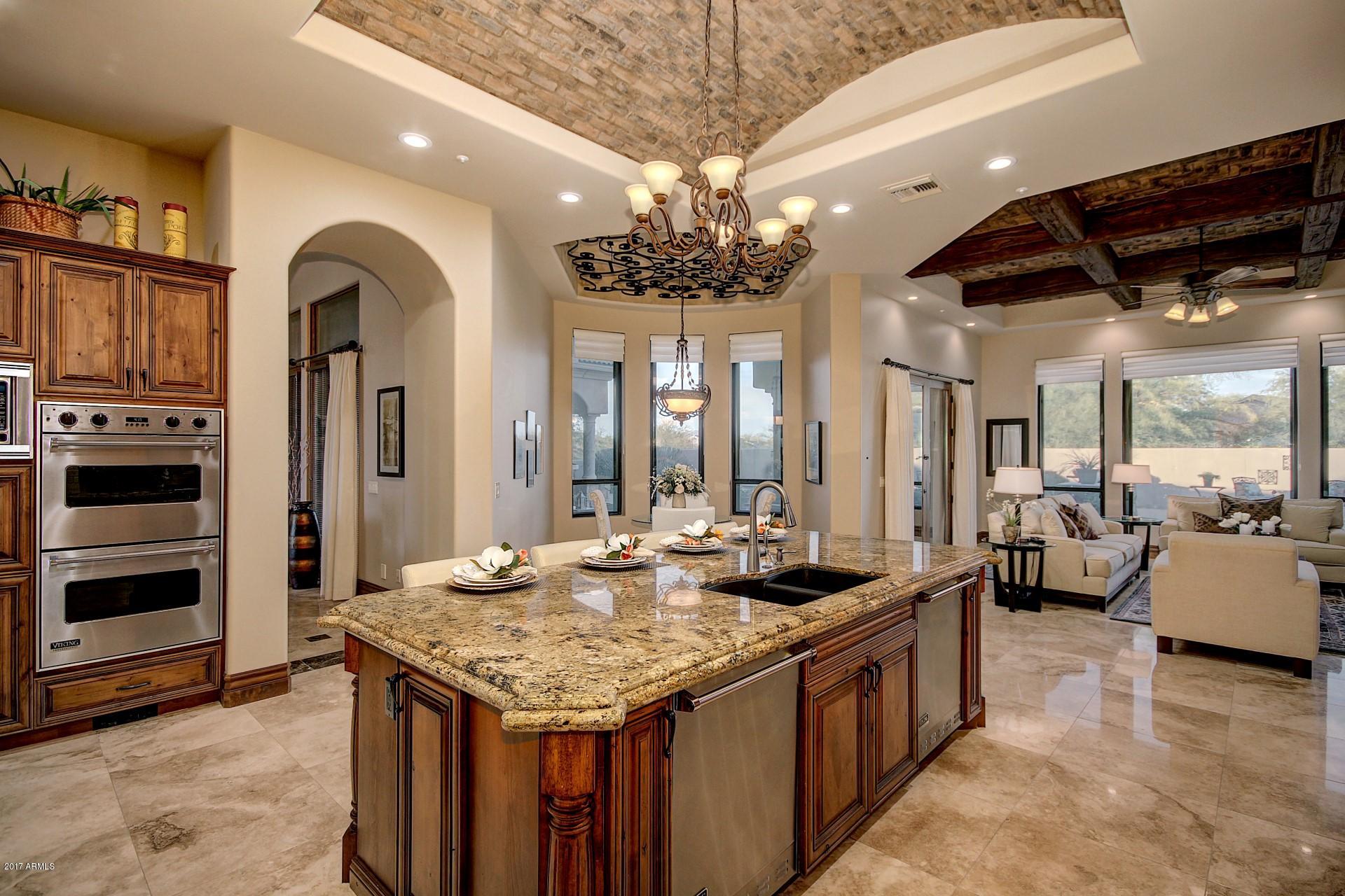 LAS SENDAS - Residential