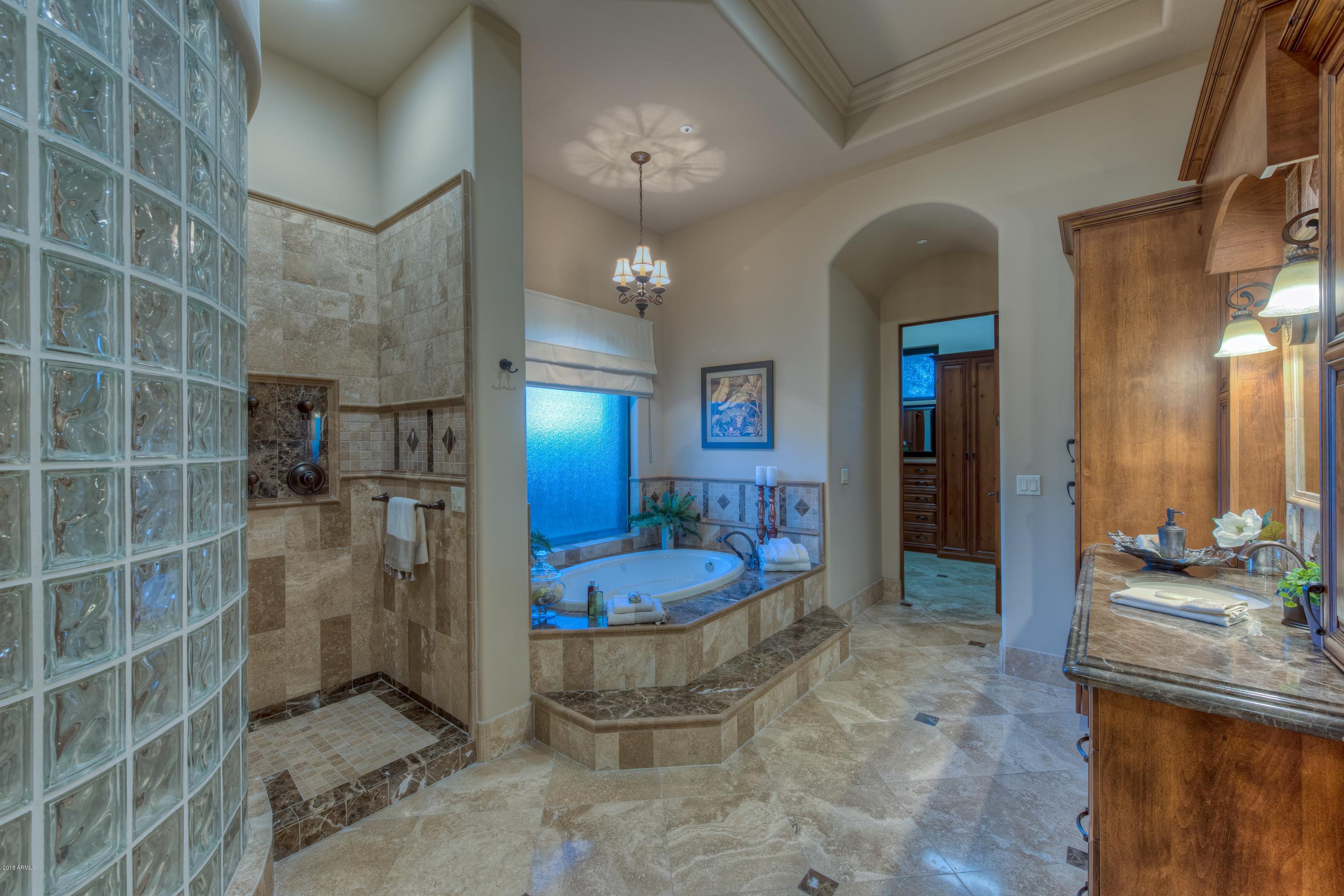 LAS SENDAS - Residential