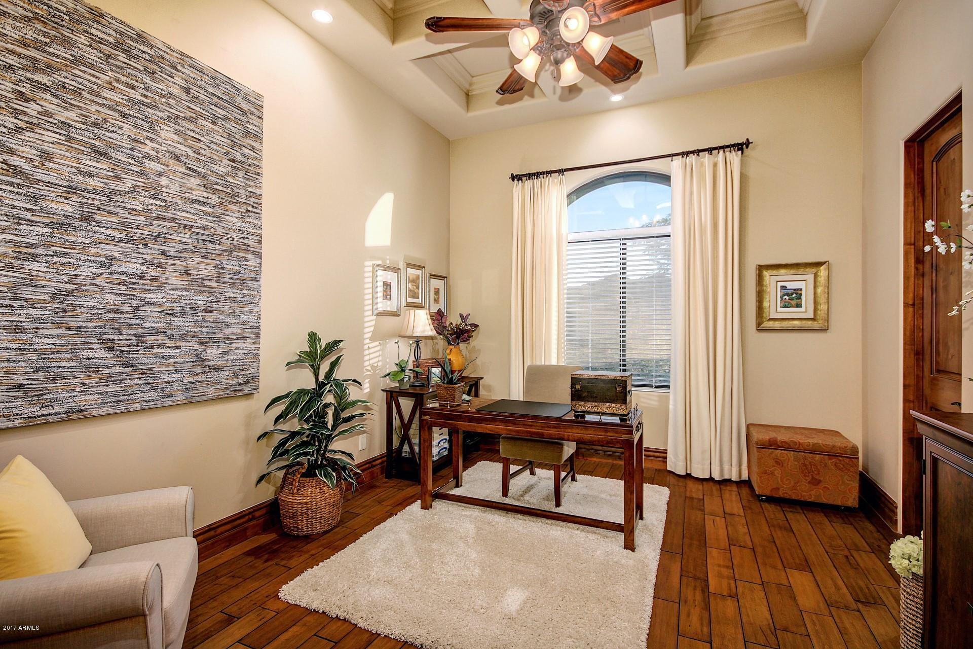 LAS SENDAS - Residential
