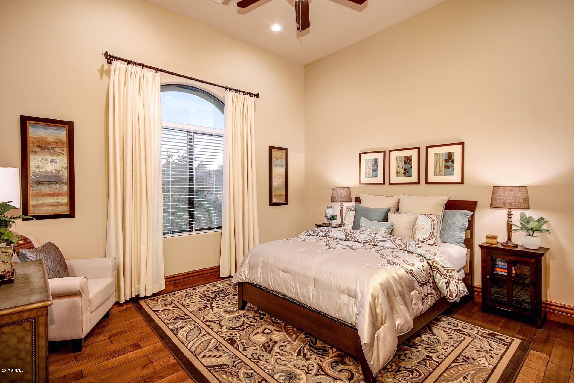 LAS SENDAS - Residential