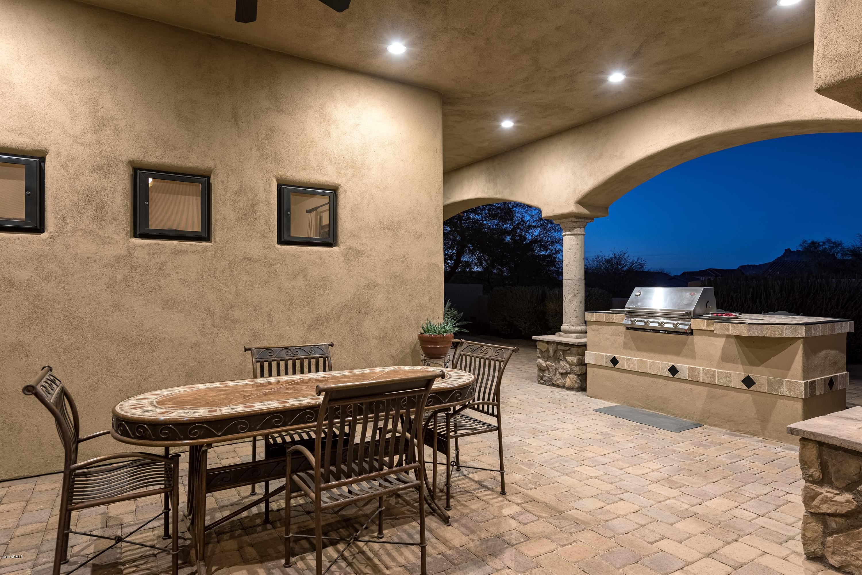 LAS SENDAS - Residential