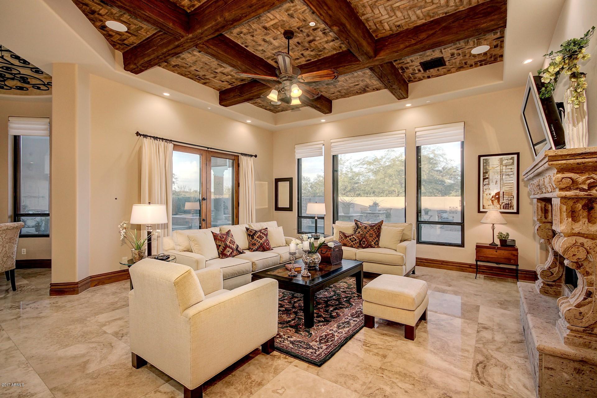 LAS SENDAS - Residential