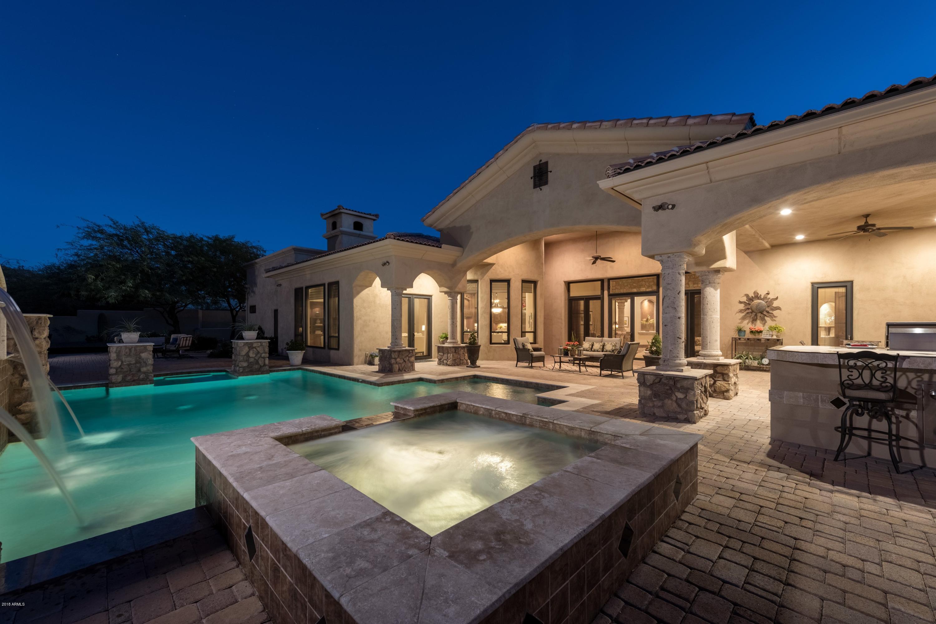 LAS SENDAS - Residential