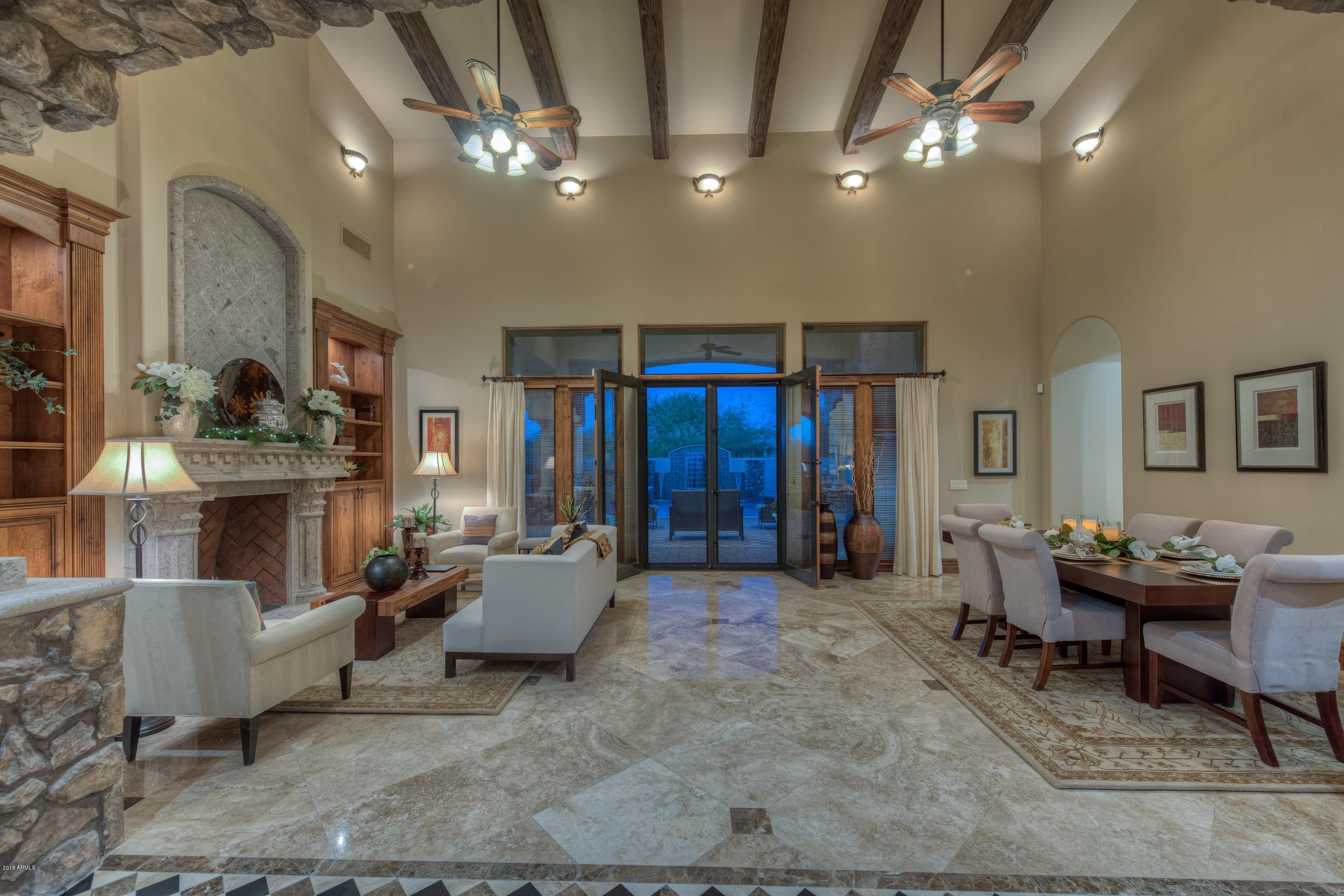 LAS SENDAS - Residential