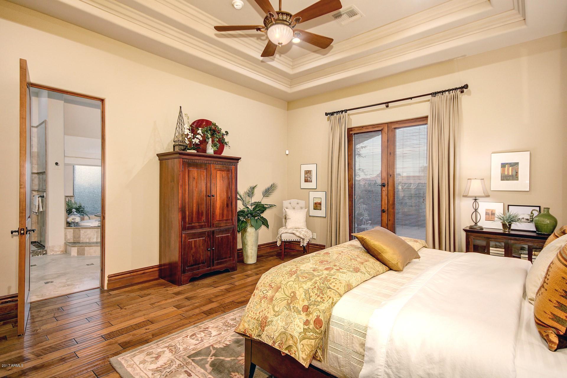 LAS SENDAS - Residential