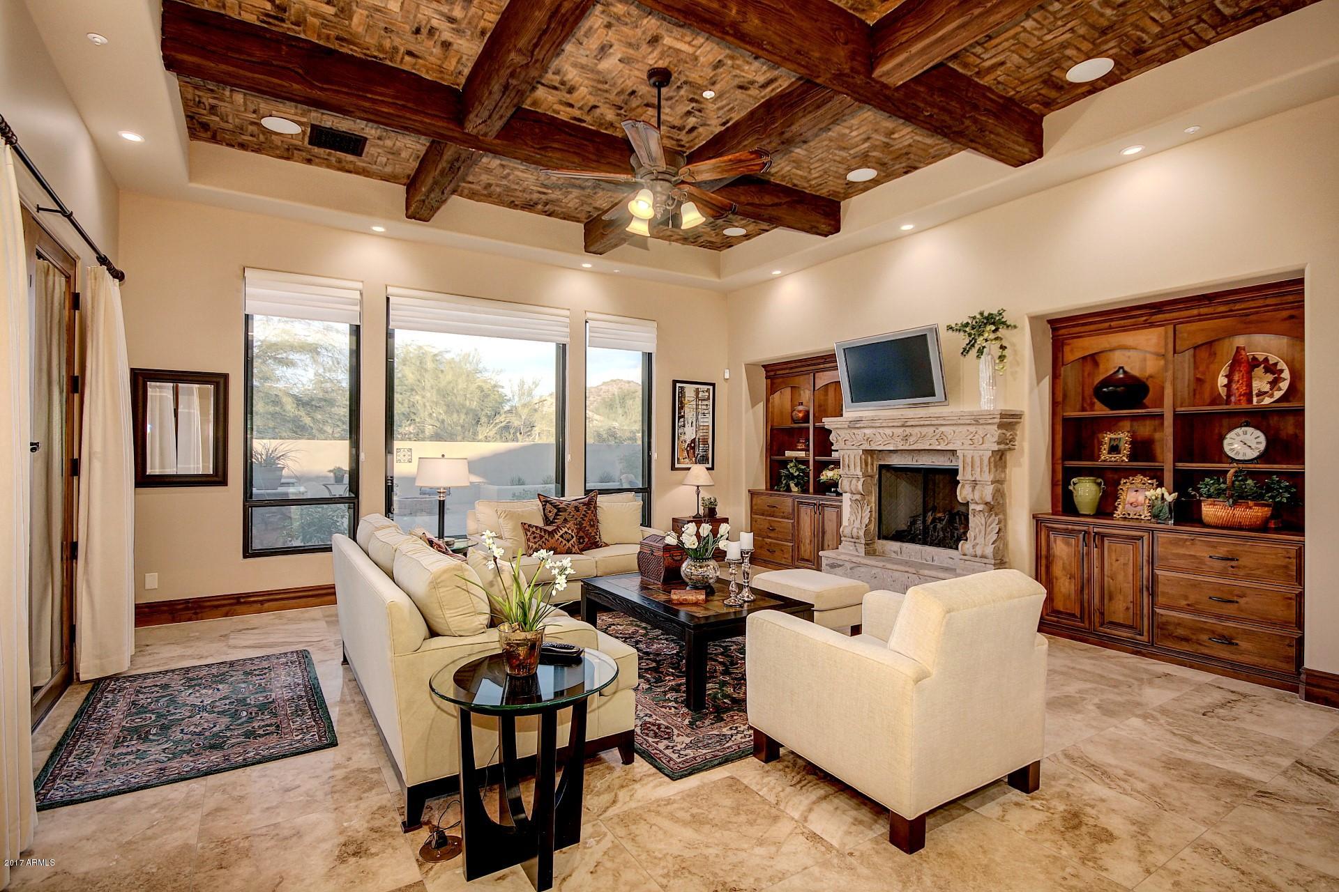 LAS SENDAS - Residential