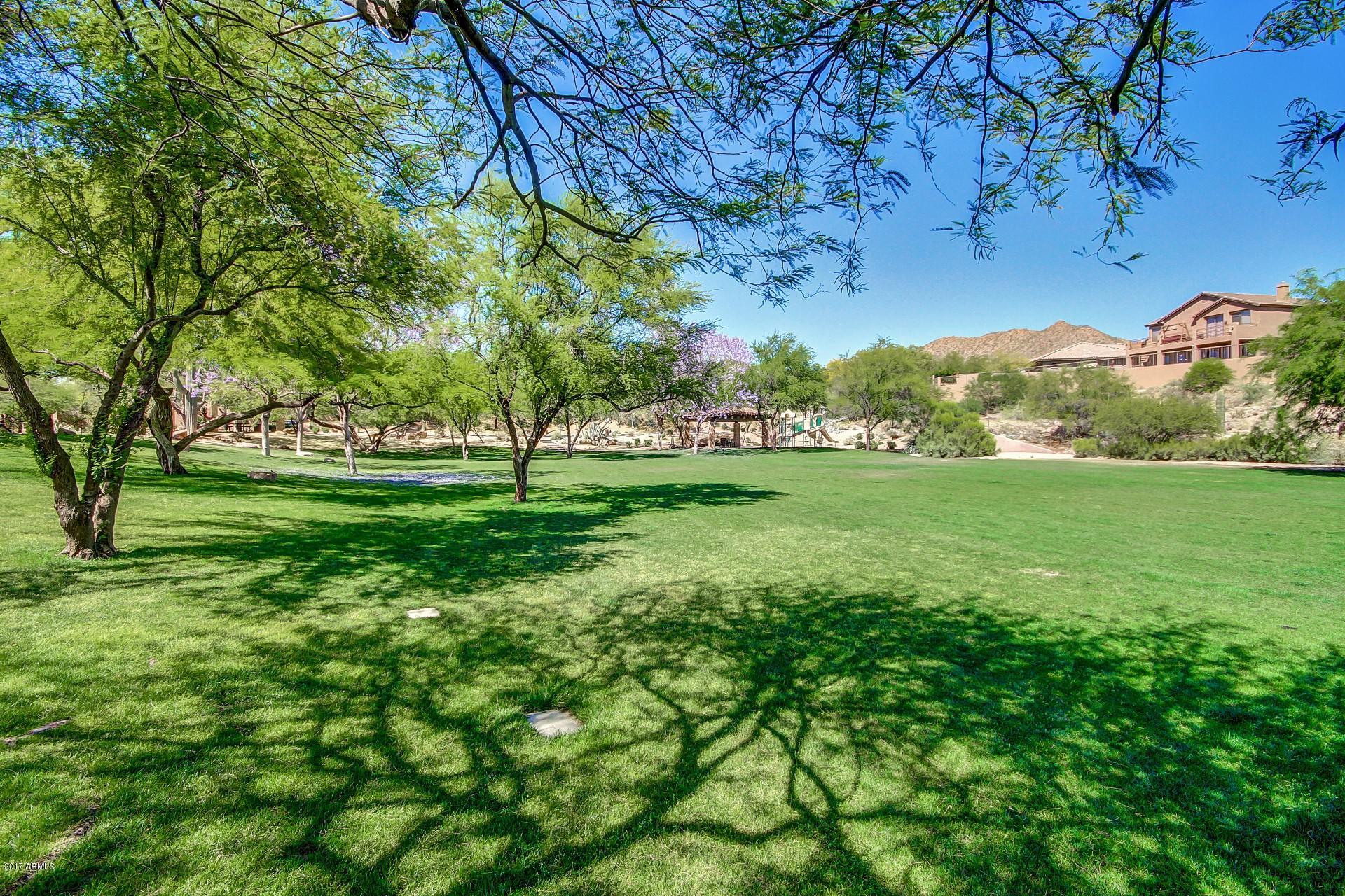 LAS SENDAS - Residential