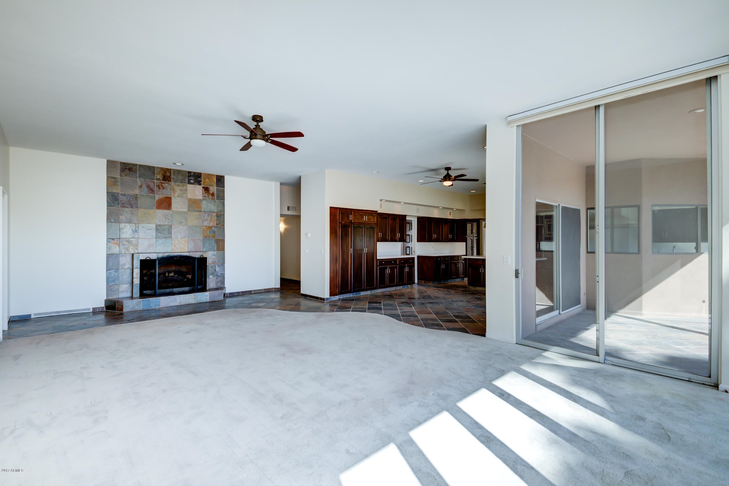 CLEARWATER HILLS PRVT ROADS & TR A - Residential