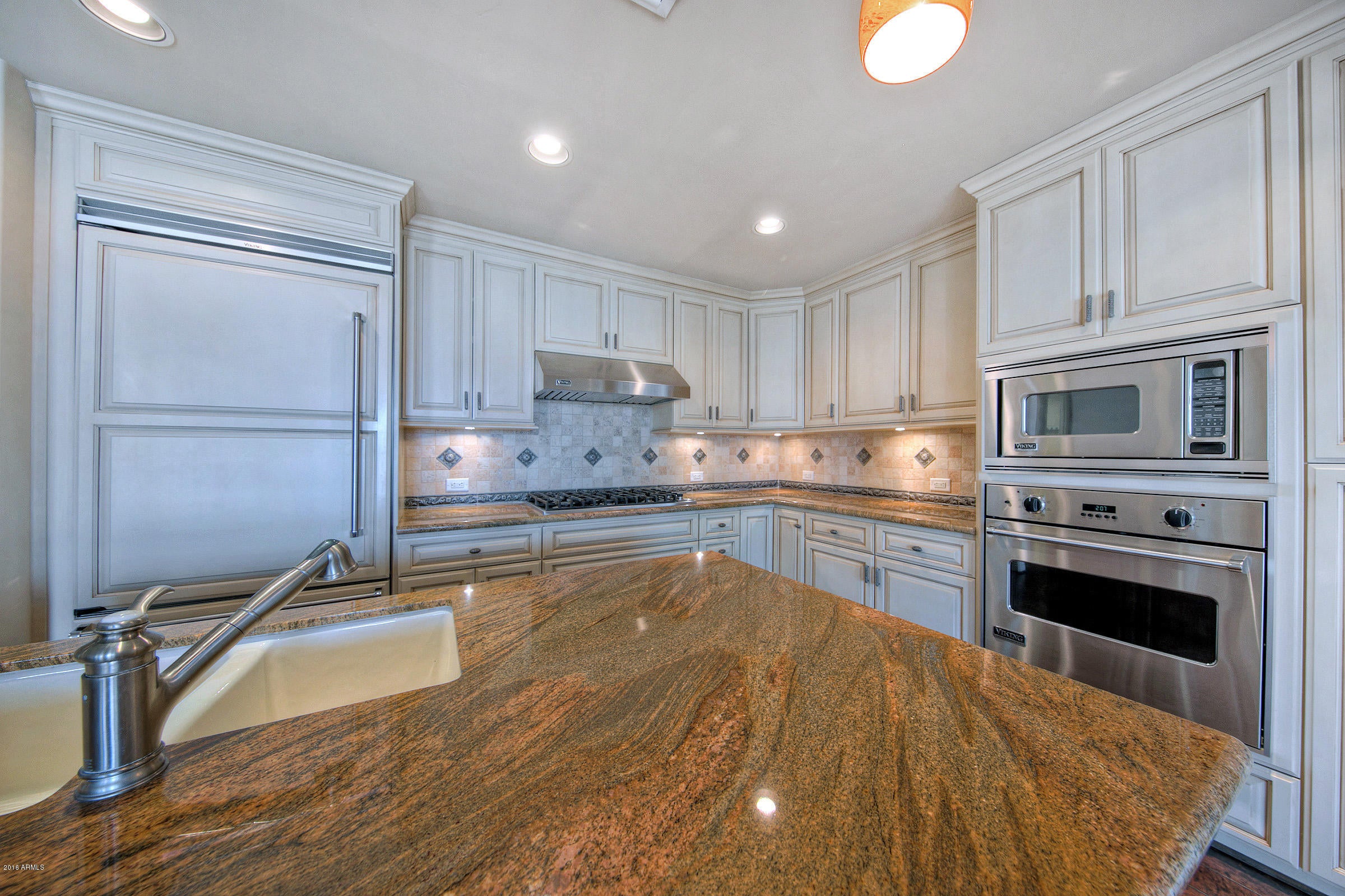 SCOTTSDALE WATERFRONT RESIDENCES CONDOMINIUM - Residential