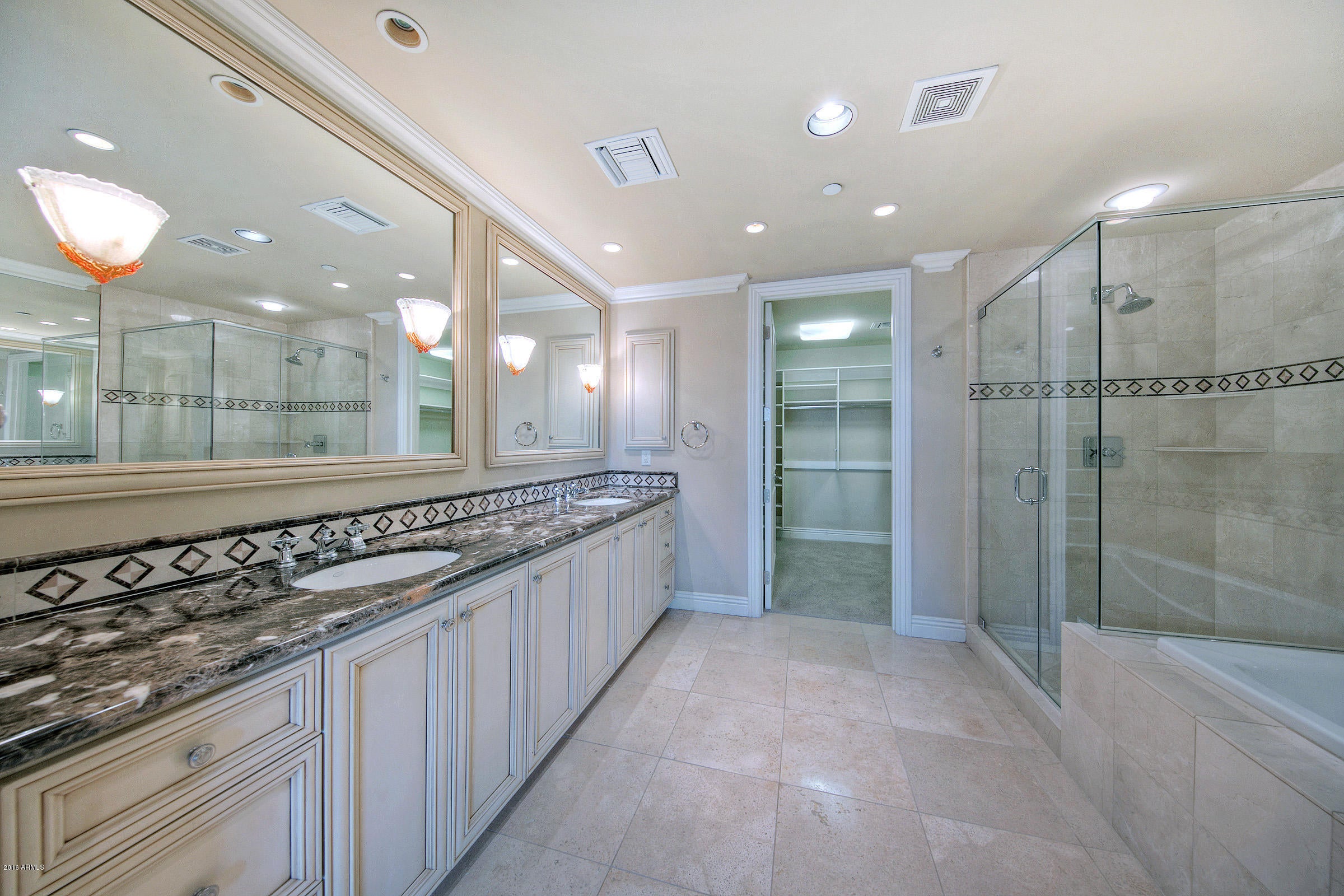 SCOTTSDALE WATERFRONT RESIDENCES CONDOMINIUM - Residential