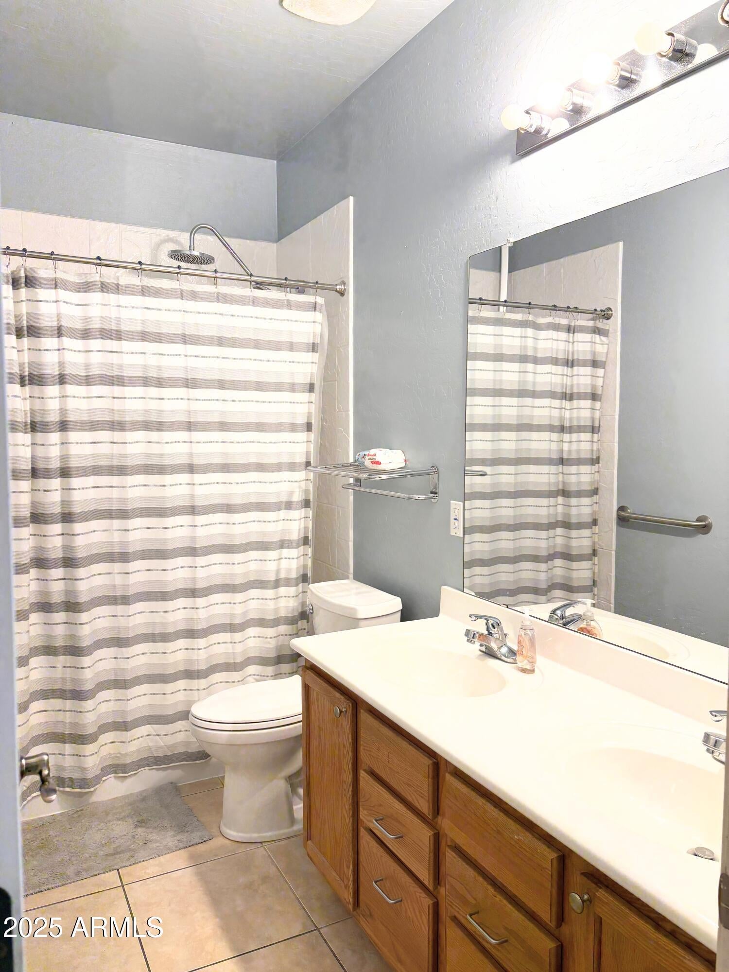 SOUTHFORK UNIT 2 - Residential