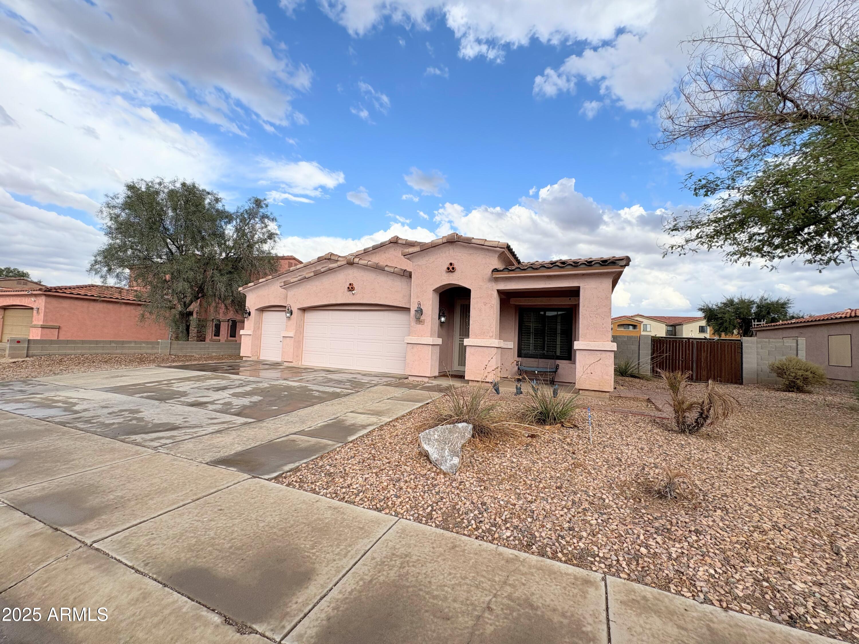 SOUTHFORK UNIT 2 - Residential