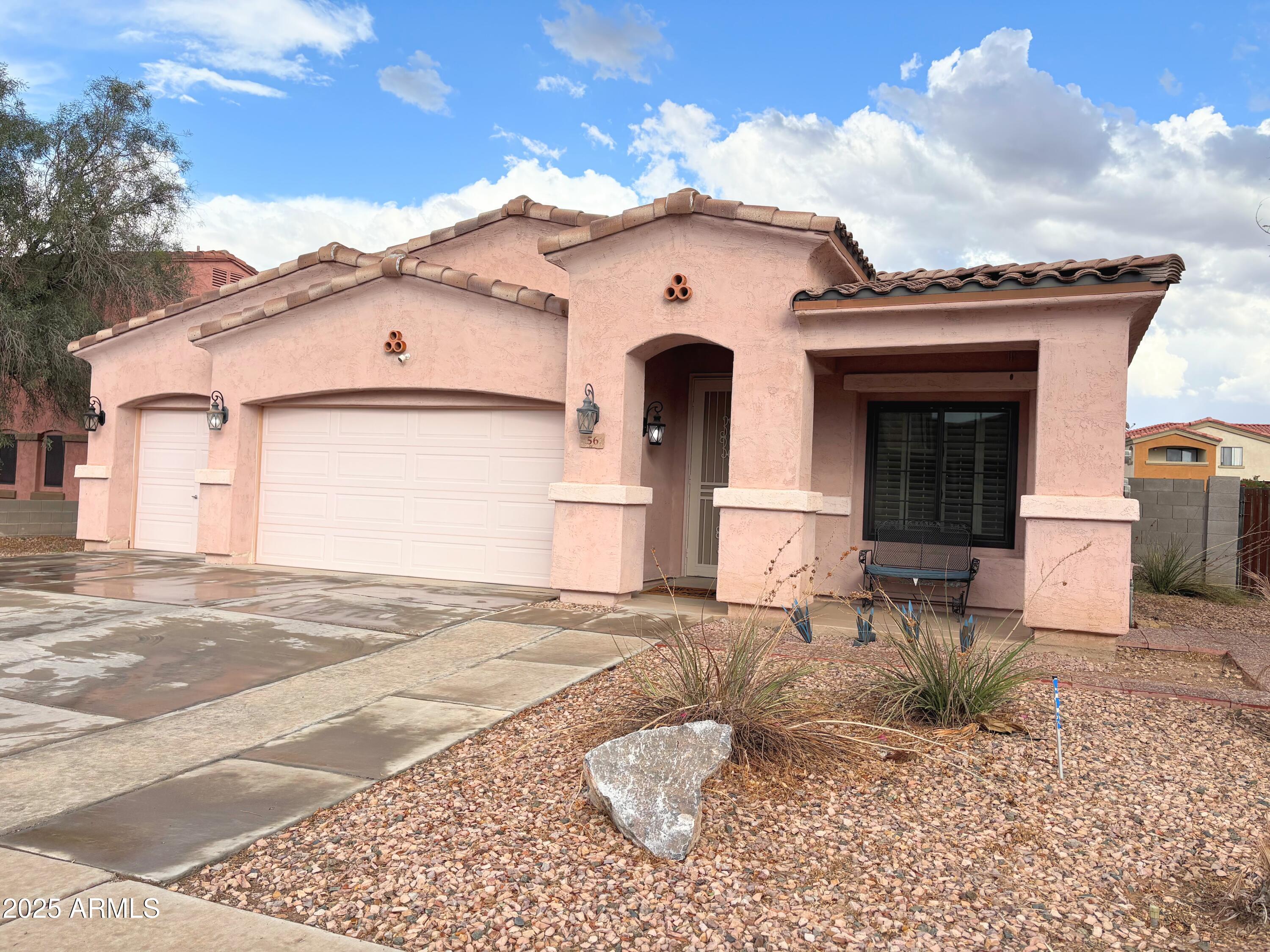 SOUTHFORK UNIT 2 - Residential