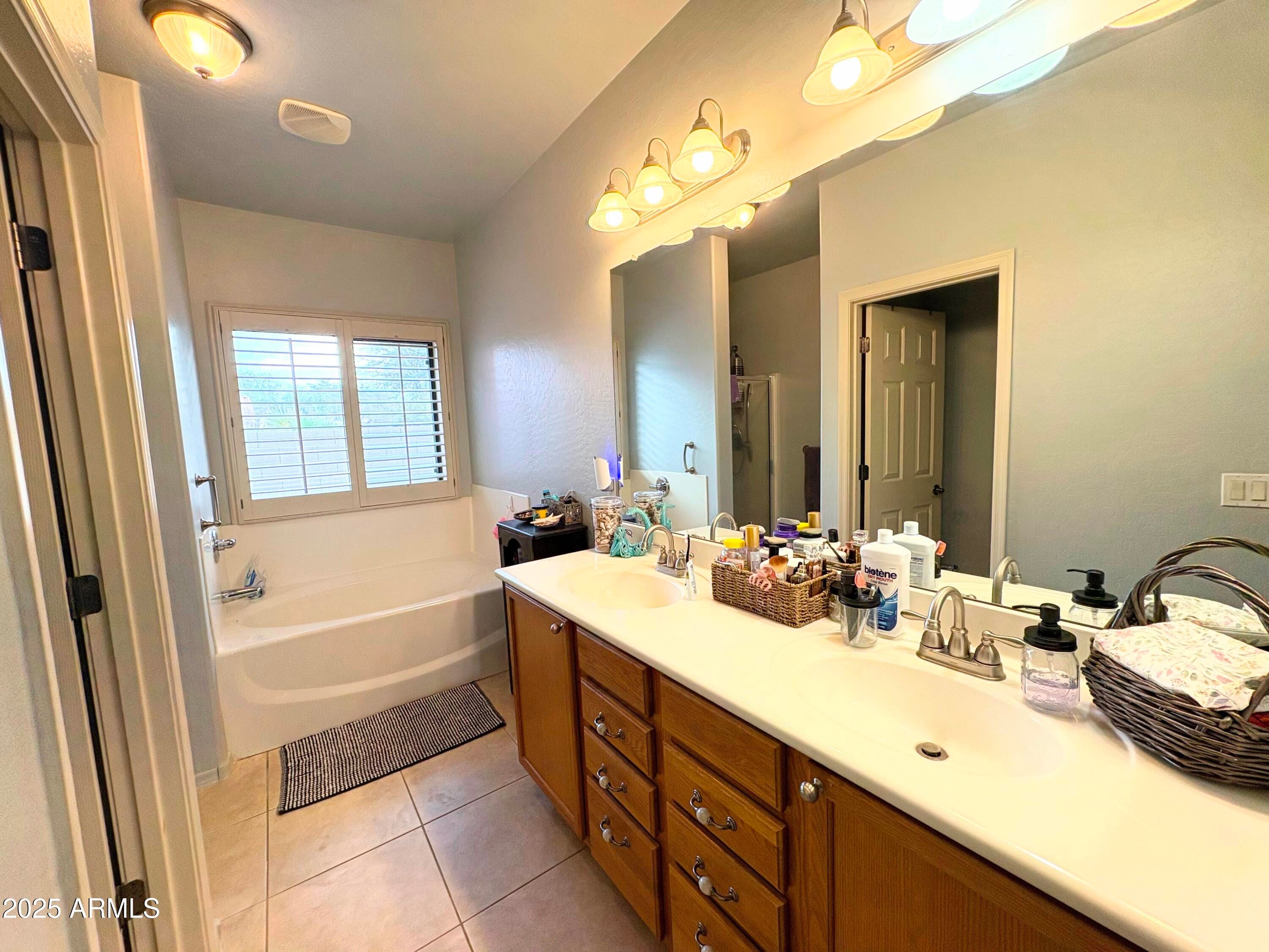 SOUTHFORK UNIT 2 - Residential