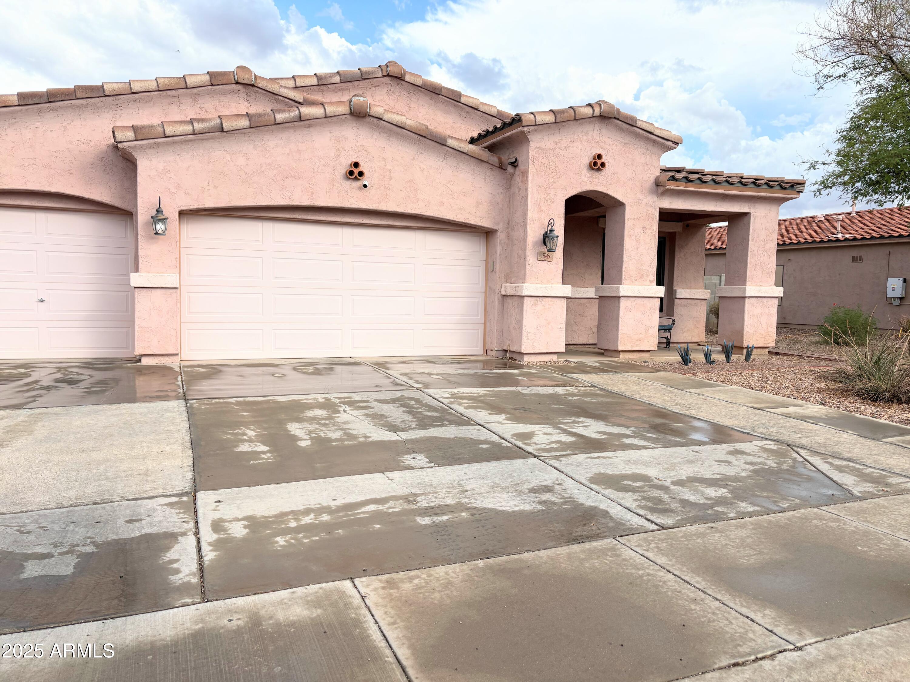 SOUTHFORK UNIT 2 - Residential
