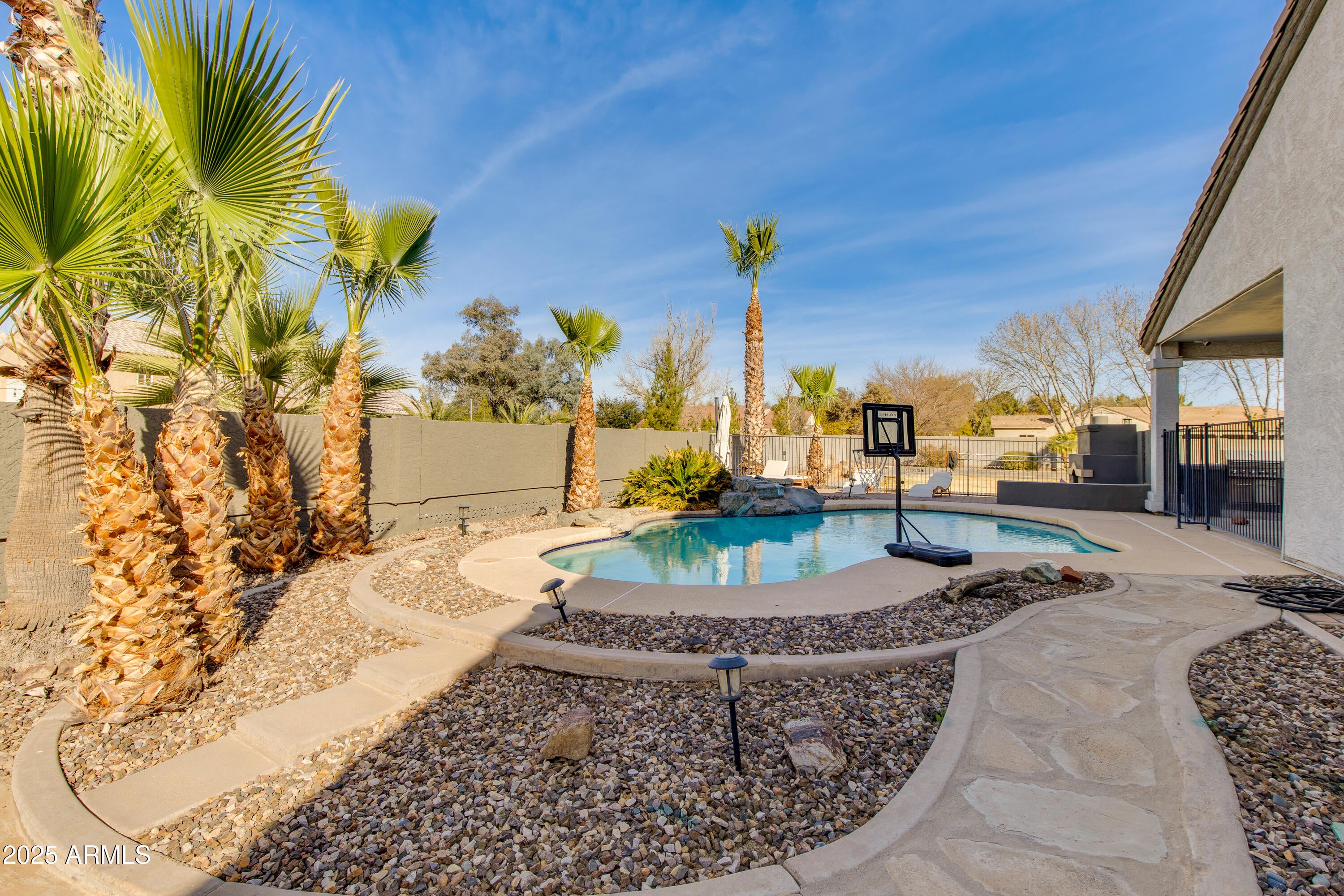 CIRCLE G AT QUEEN CREEK UNIT 1 - Residential