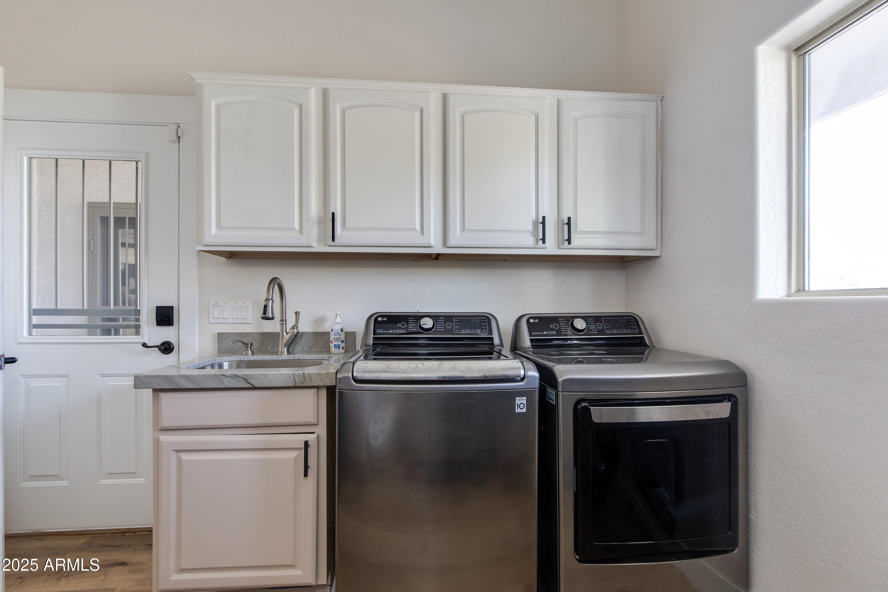 CIRCLE G AT QUEEN CREEK UNIT 1 - Residential