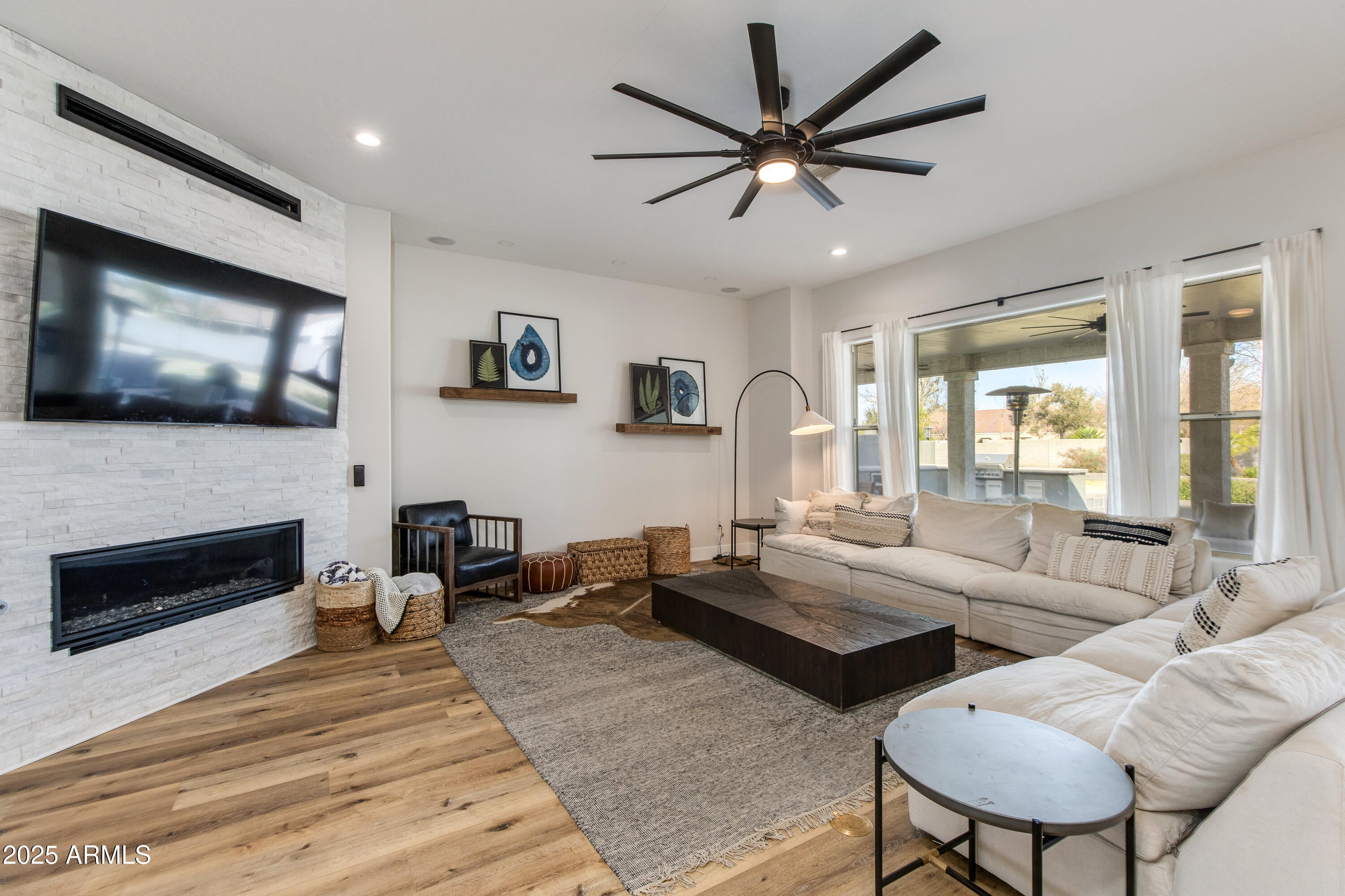 CIRCLE G AT QUEEN CREEK UNIT 1 - Residential