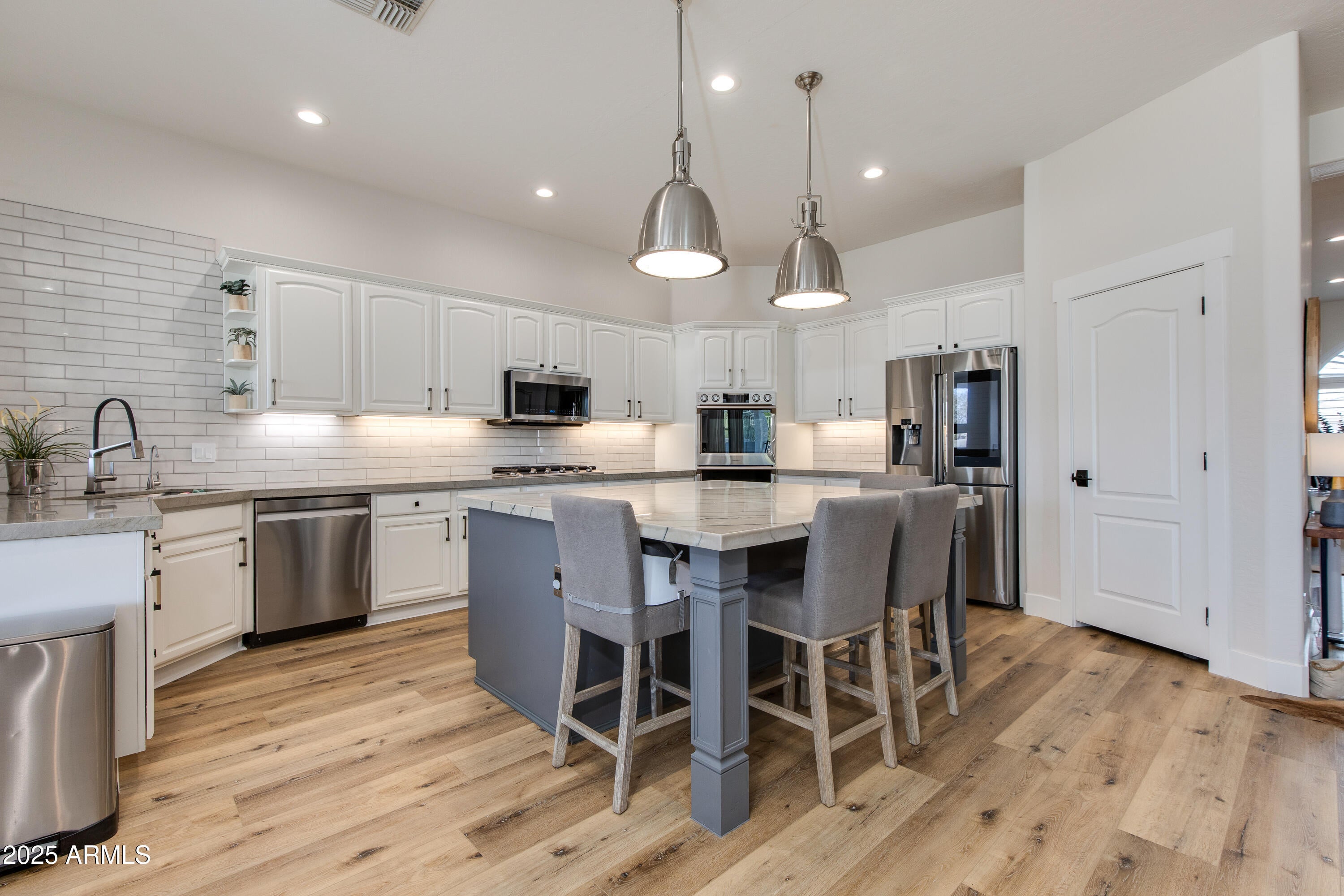 CIRCLE G AT QUEEN CREEK UNIT 1 - Residential
