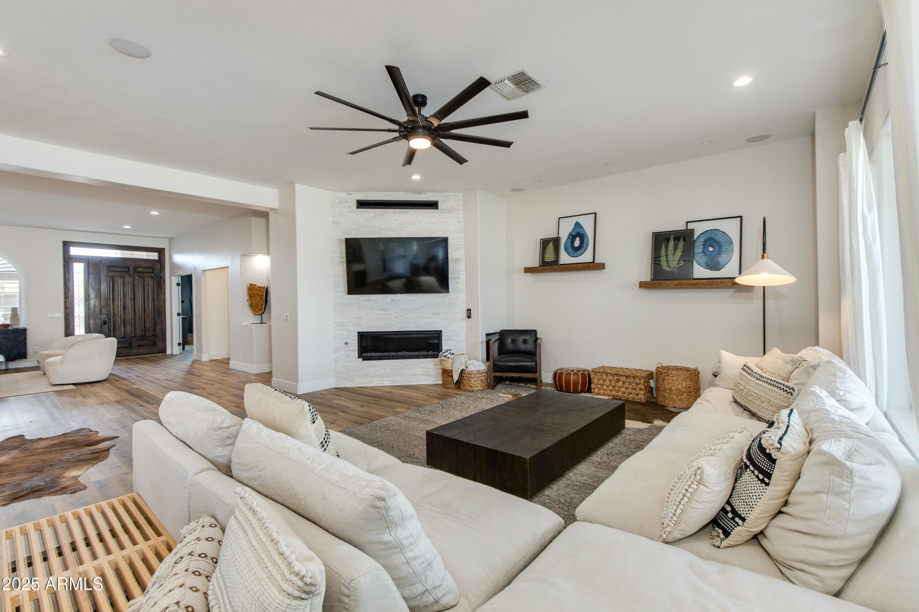 CIRCLE G AT QUEEN CREEK UNIT 1 - Residential