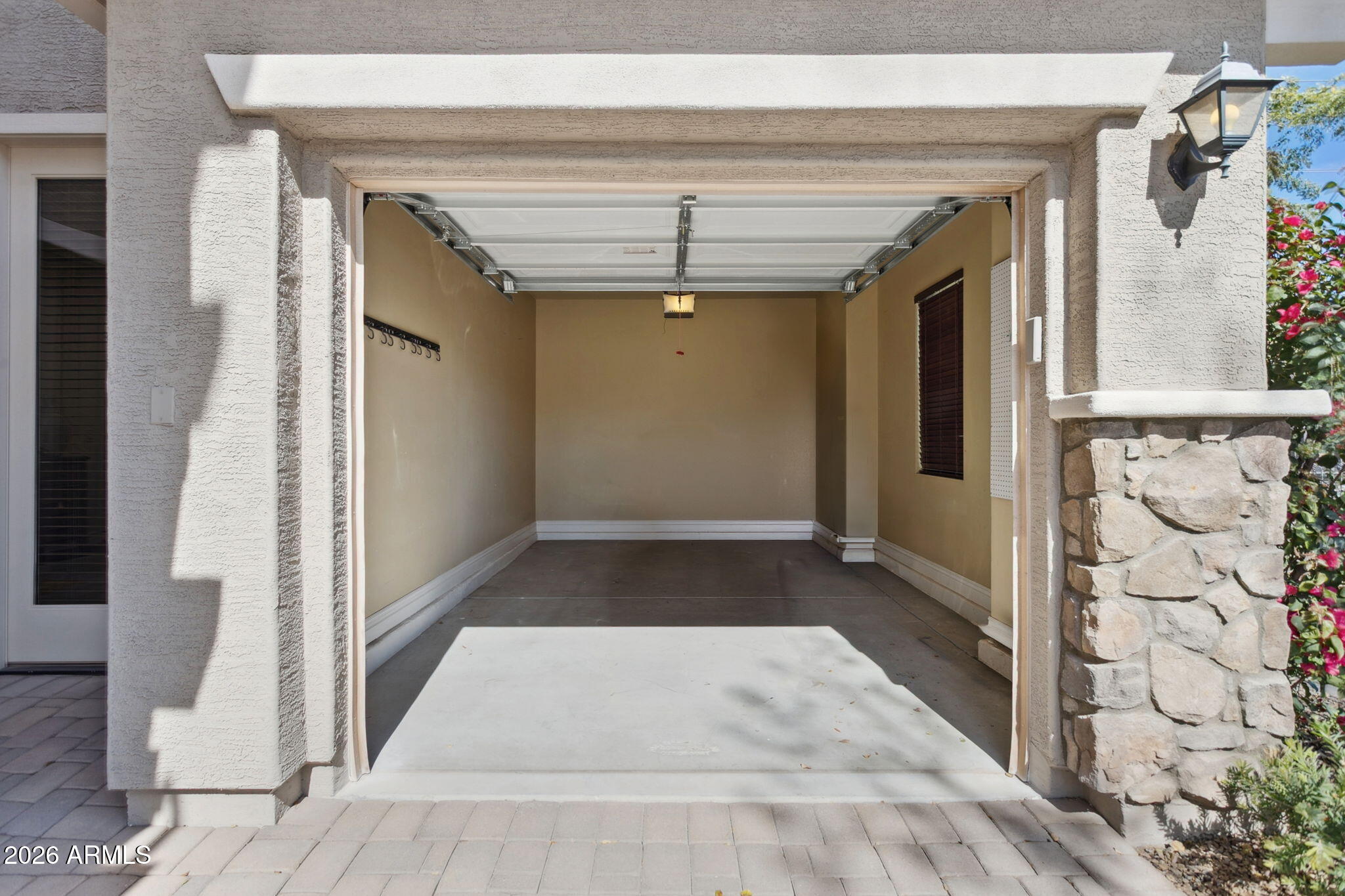 OSBORN CIRCLE AMD - Residential