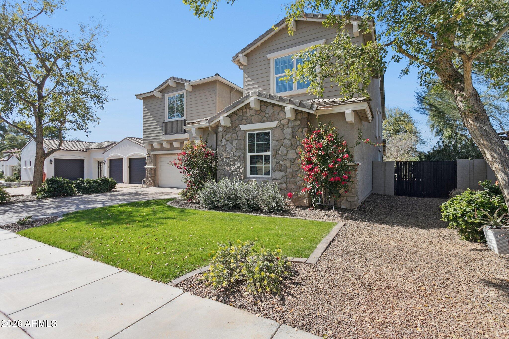 OSBORN CIRCLE AMD - Residential