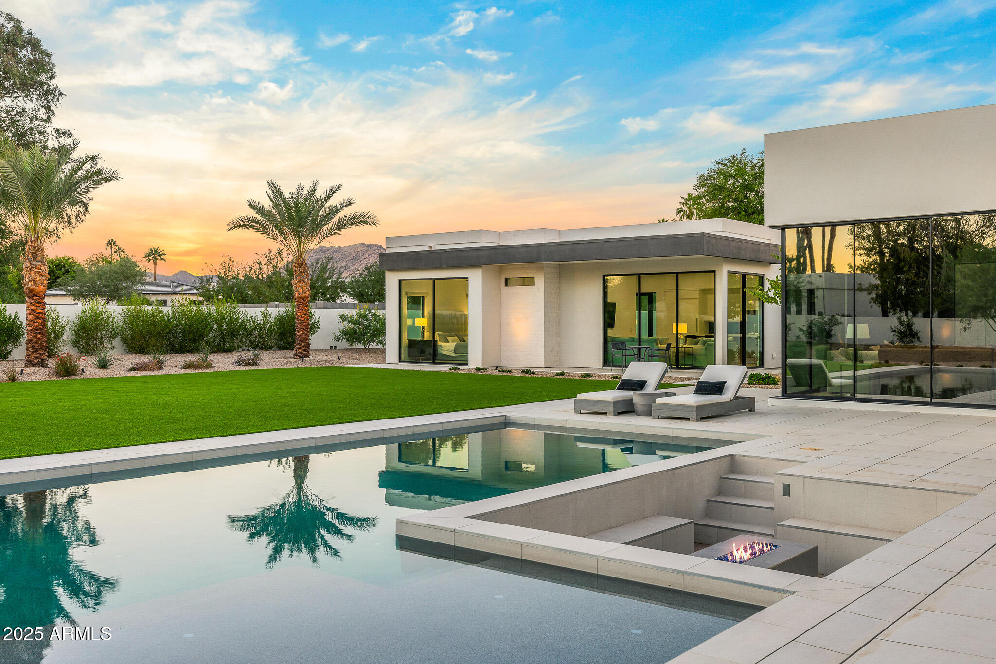 MCDONALD ESTATES - Residential