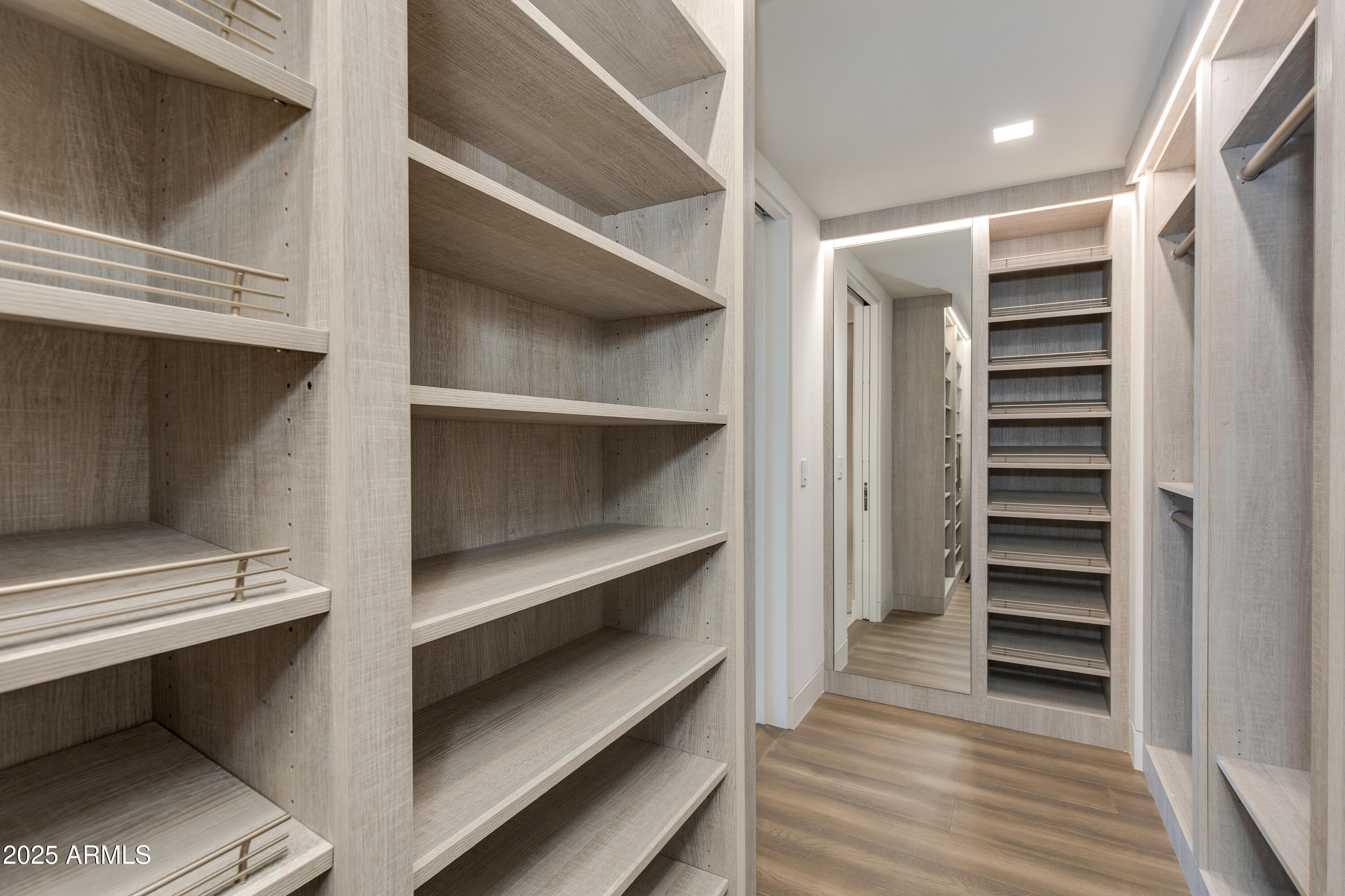 RITZ CARLTON, 7000 EAST LINCOLN VILLAS CONDOMINIUM 1 - Residential