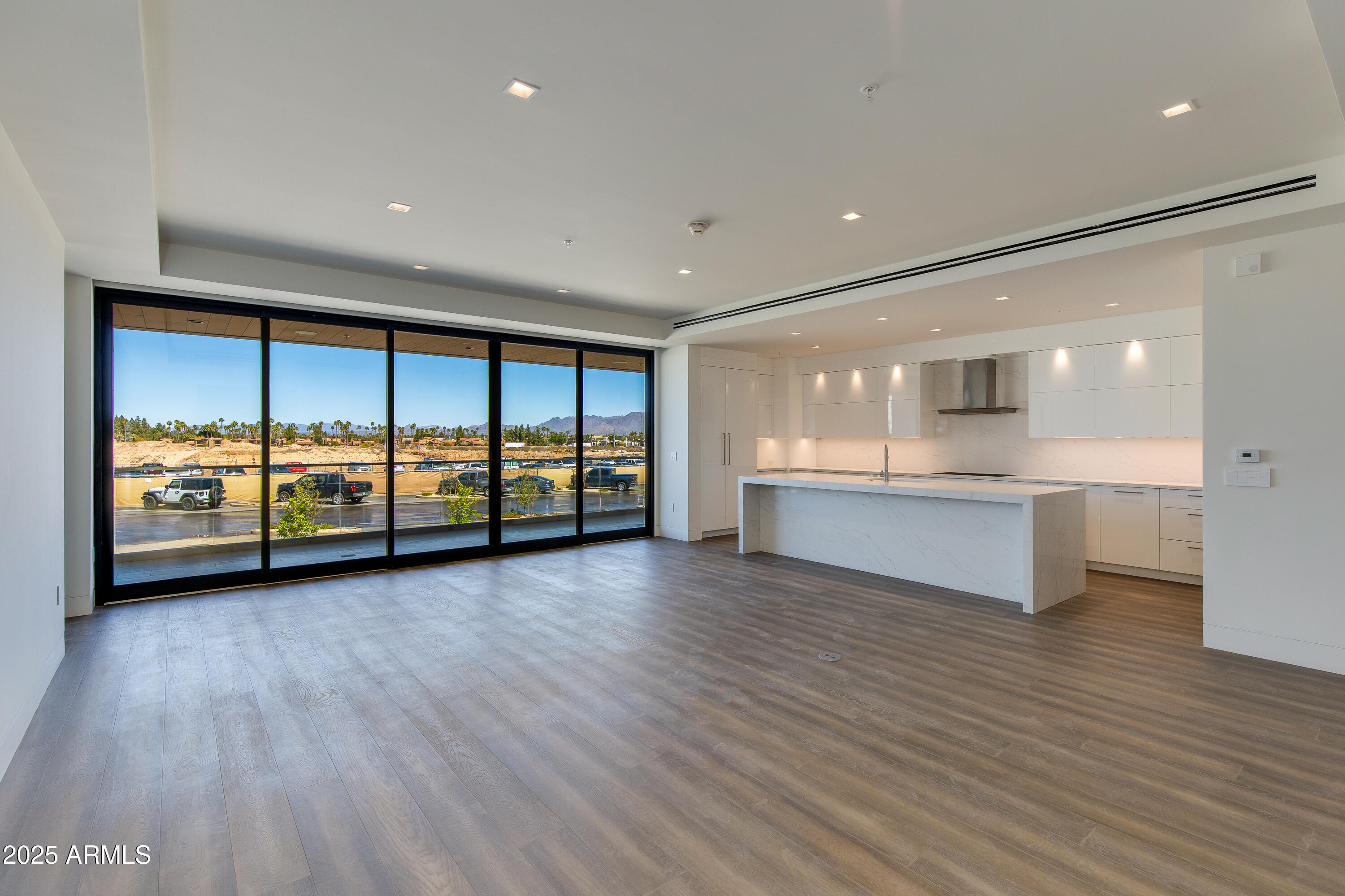 RITZ CARLTON, 7000 EAST LINCOLN VILLAS CONDOMINIUM 1 - Residential