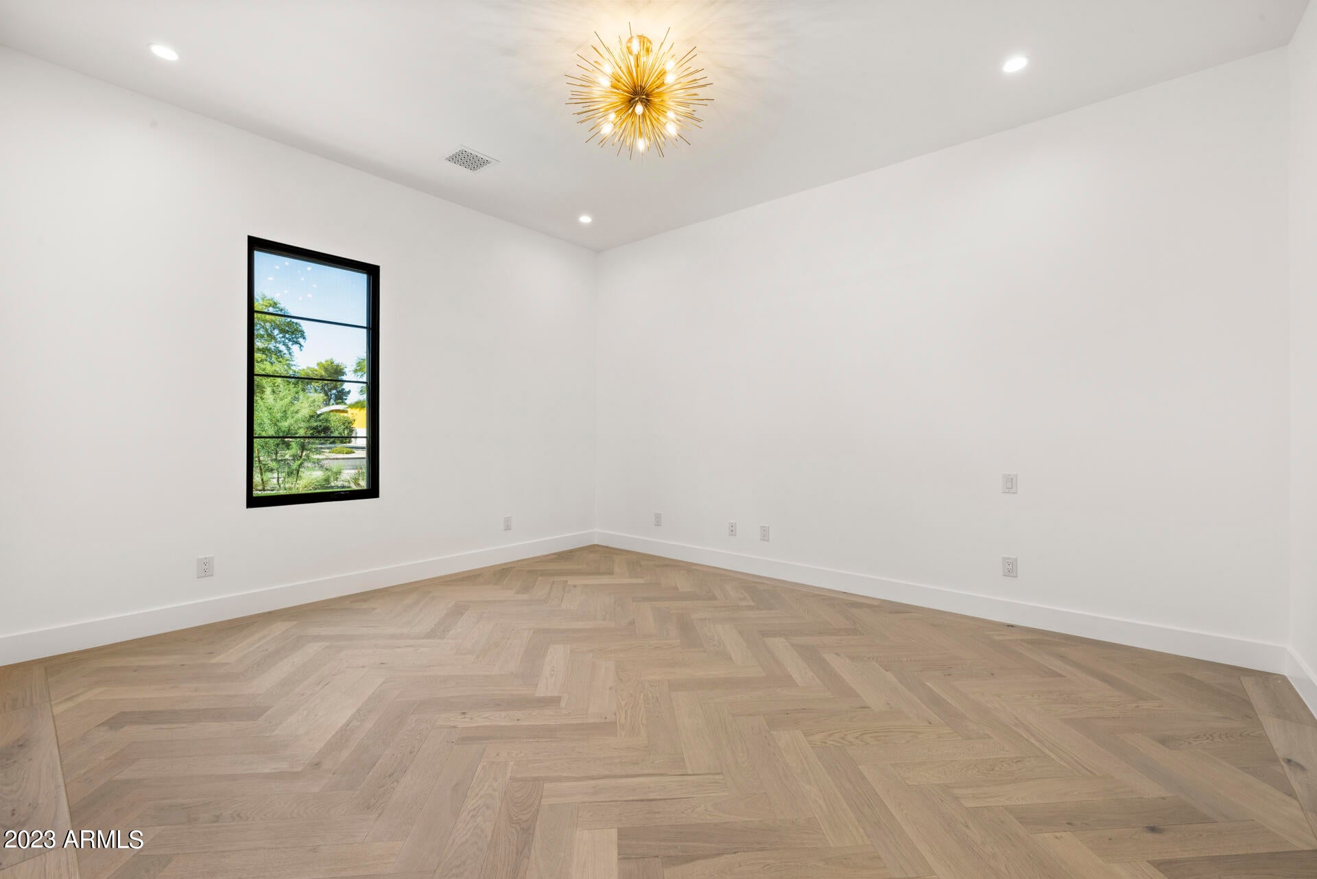 MOCKINGBIRD MEADOWS - Residential