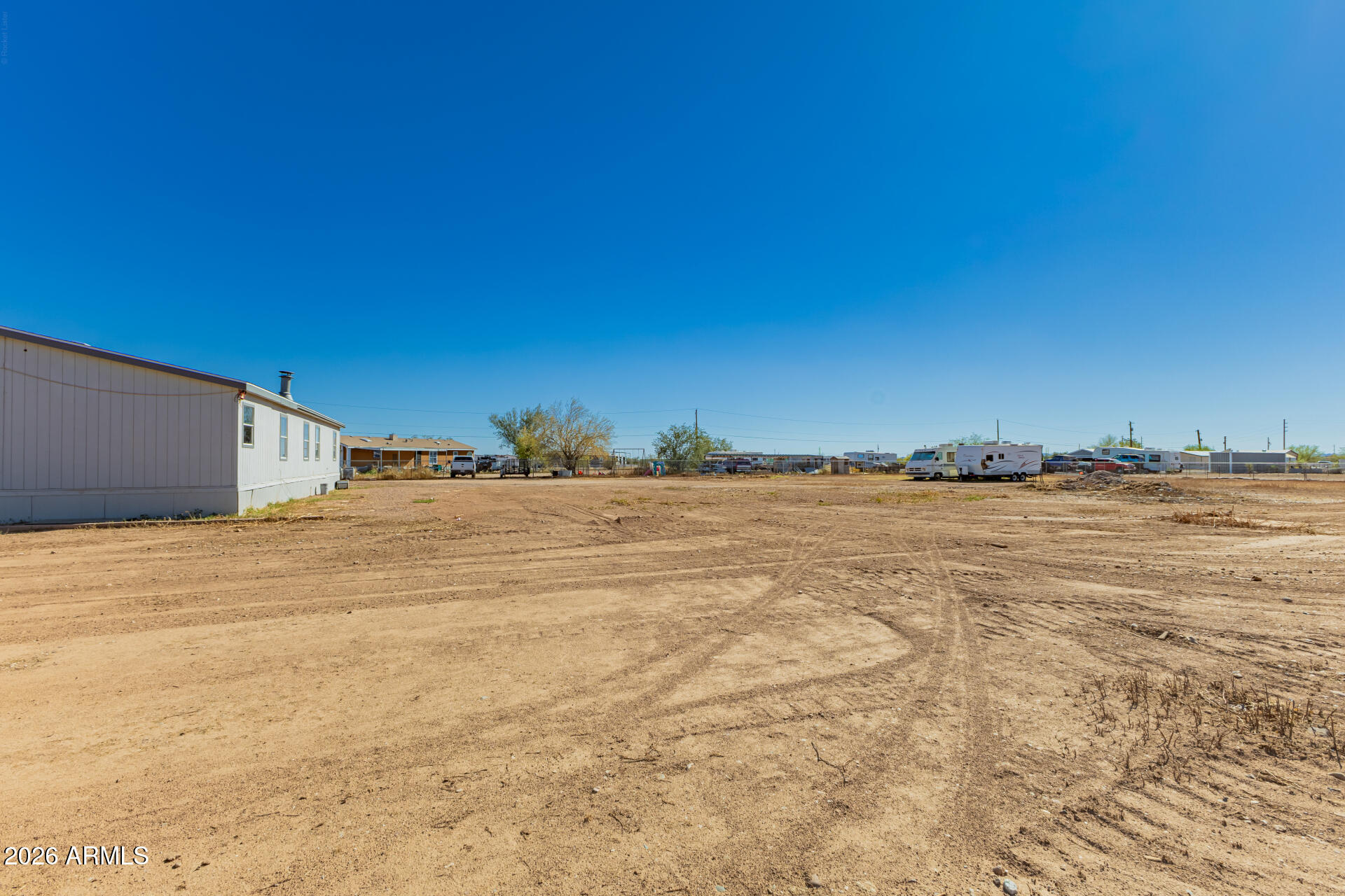 COM @ SW COR OF SEC 8-3S-9E TH N-50 TH E-644.86 TH - Residential