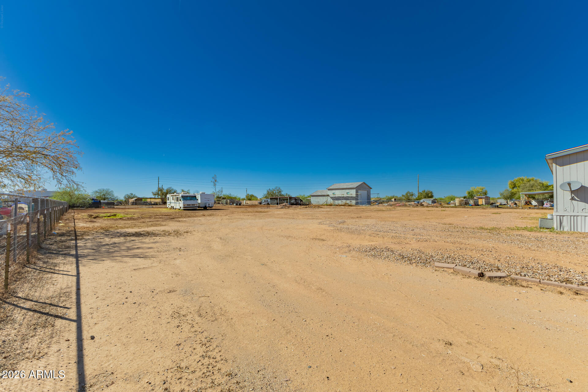 COM @ SW COR OF SEC 8-3S-9E TH N-50 TH E-644.86 TH - Residential