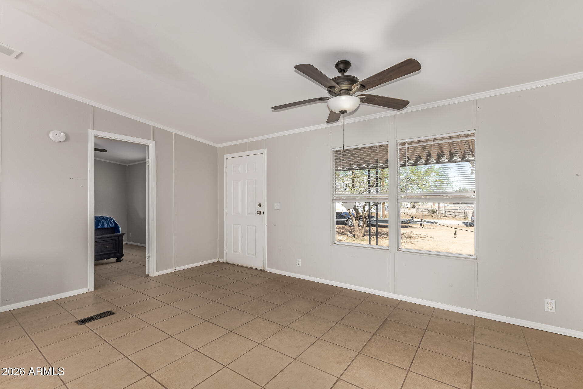 COM @ SW COR OF SEC 8-3S-9E TH N-50 TH E-644.86 TH - Residential