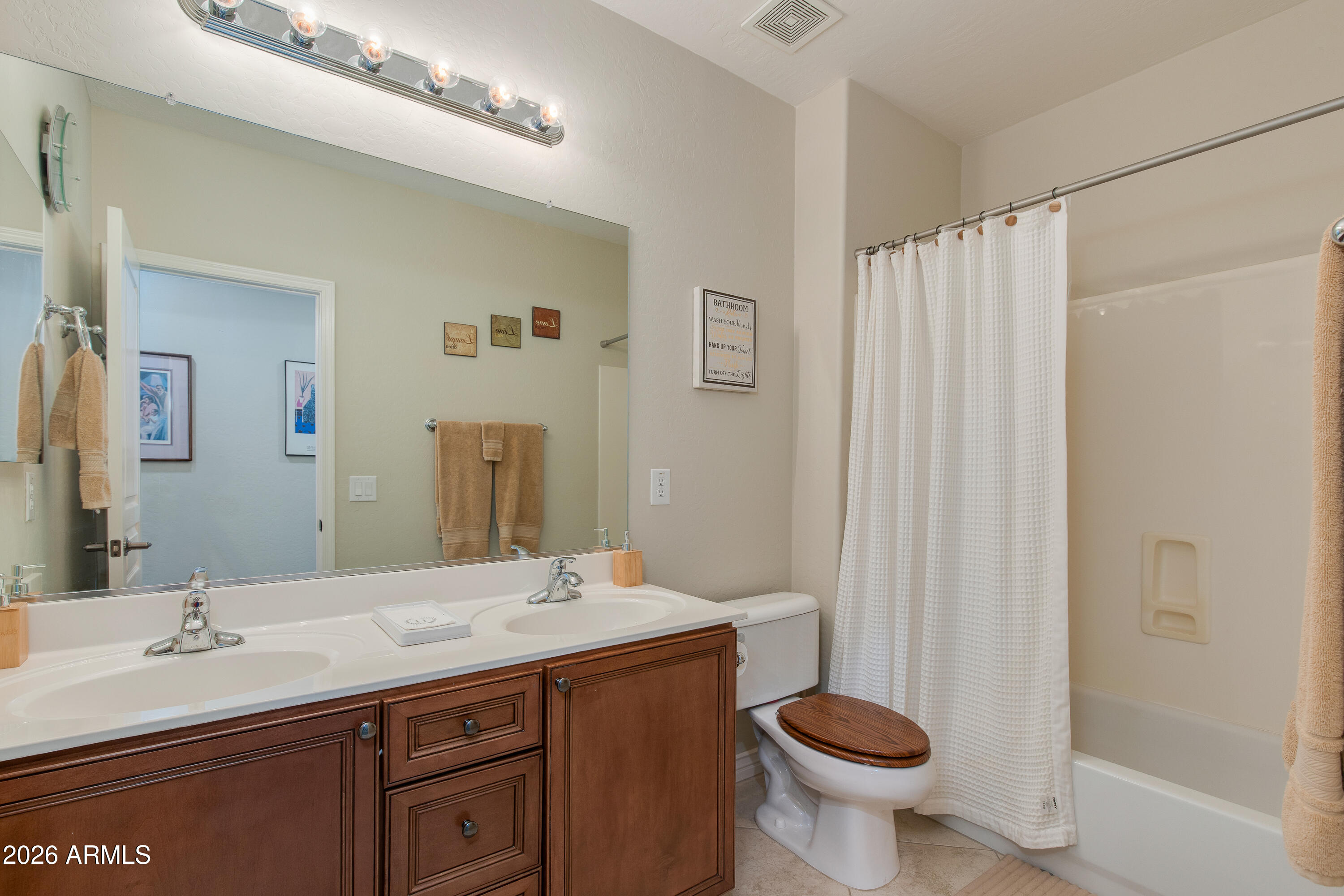 ROVEY FARM ESTATES NORTH - Residential