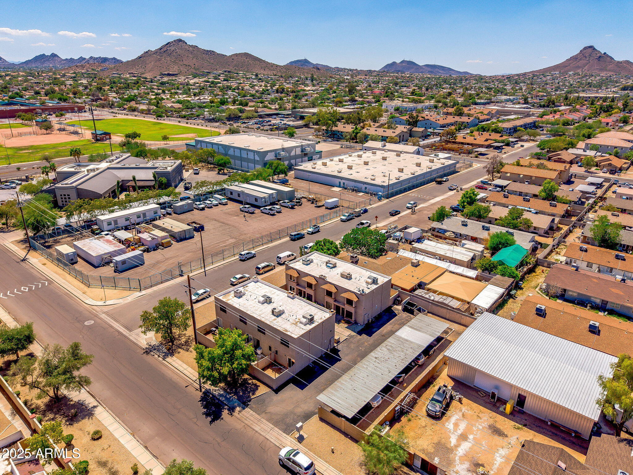 Excellent Phoenix Multifamily Investment Opportunity!  

Located at 3044-3048 E Beck Ln, Phoenix, AZ 85032, this well-positioned 8-unit townhouse-style apartment property offers immediate income in a high-demand North Phoenix submarket. Conveniently situated near shopping, public transportation, and SR-51 freeway access, providing strong tenant demand and long-term rental stability.

The property consists of two separate two-story buildings being sold together or seperatly. Each unit features a spacious 2-bedroom, 2-bath townhouse layout, full appliance package, and in-unit washer and dryer. All units include a private, fenced backyard, a rare and attractive feature that supports tenant retention and future rent growth.

The asset is 100% occupied.