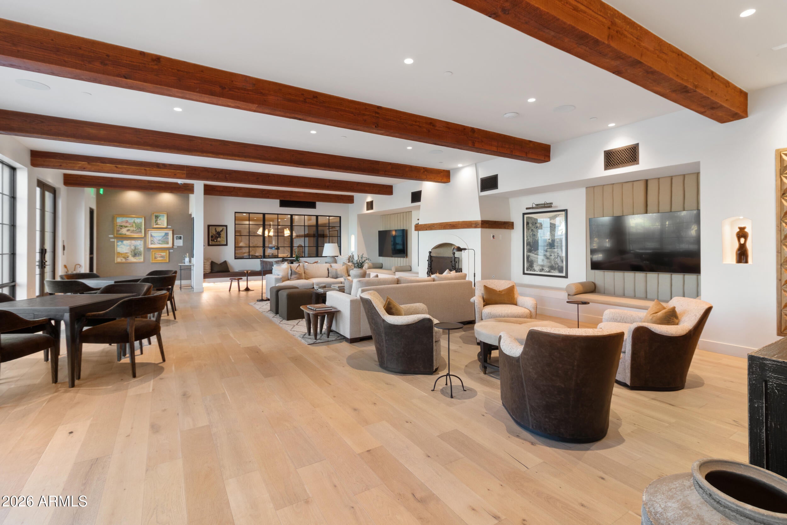 ASCENT AT THE PHOENICIAN CAMELBACK RESIDENCES COND - Residential