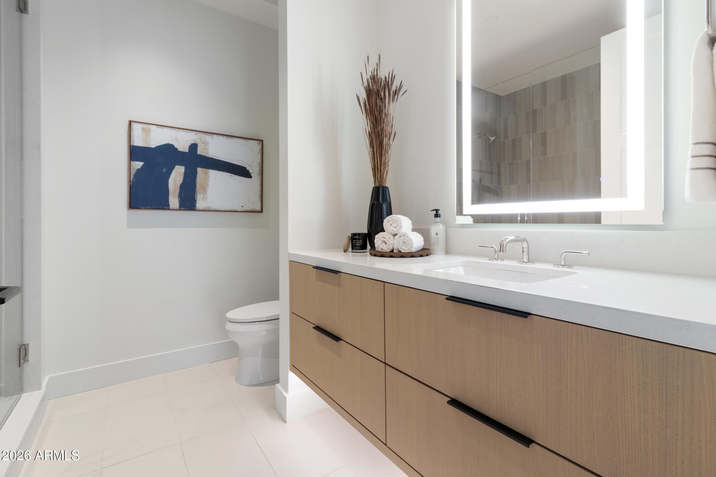 ASCENT AT THE PHOENICIAN CAMELBACK RESIDENCES COND - Residential