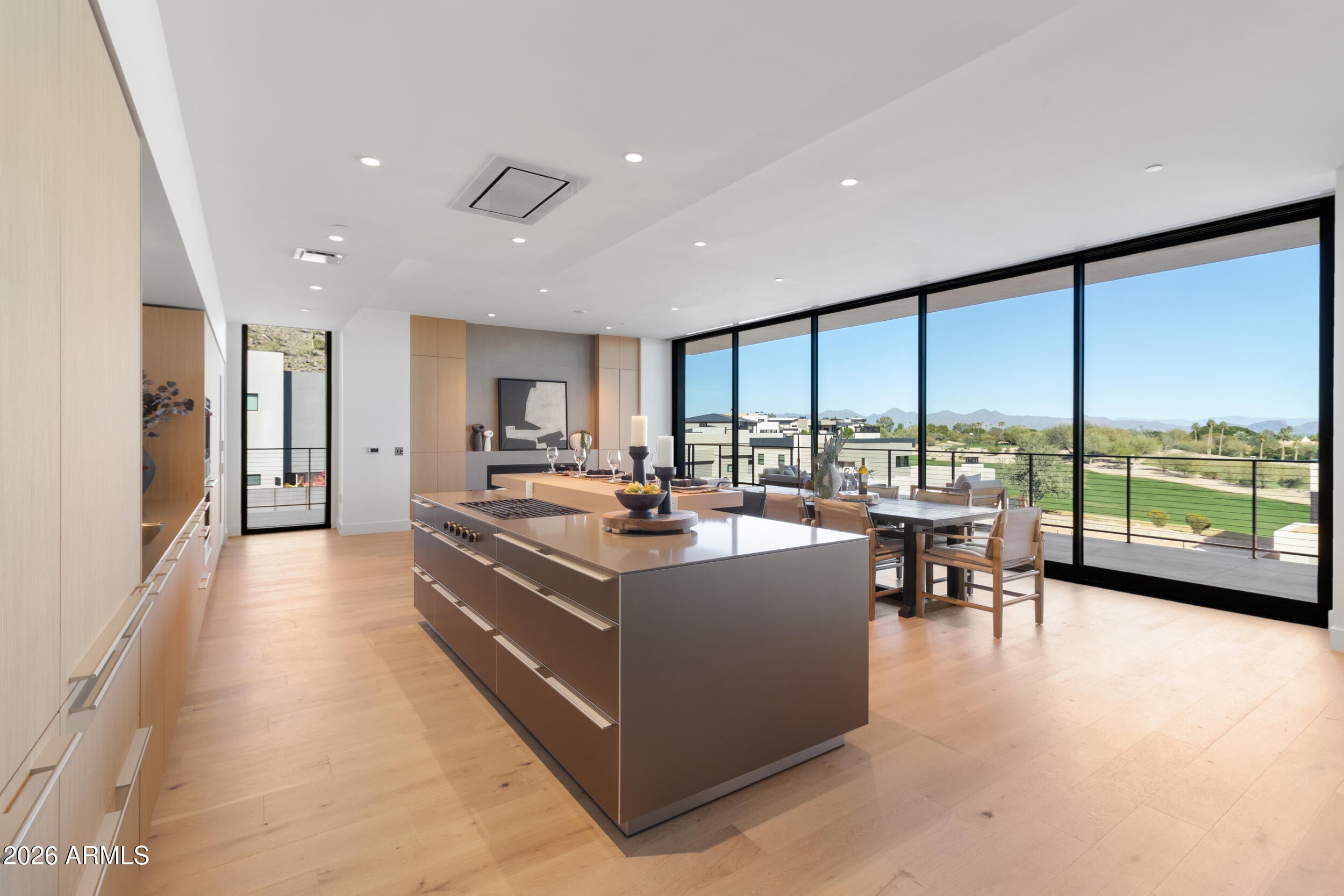 ASCENT AT THE PHOENICIAN CAMELBACK RESIDENCES COND - Residential