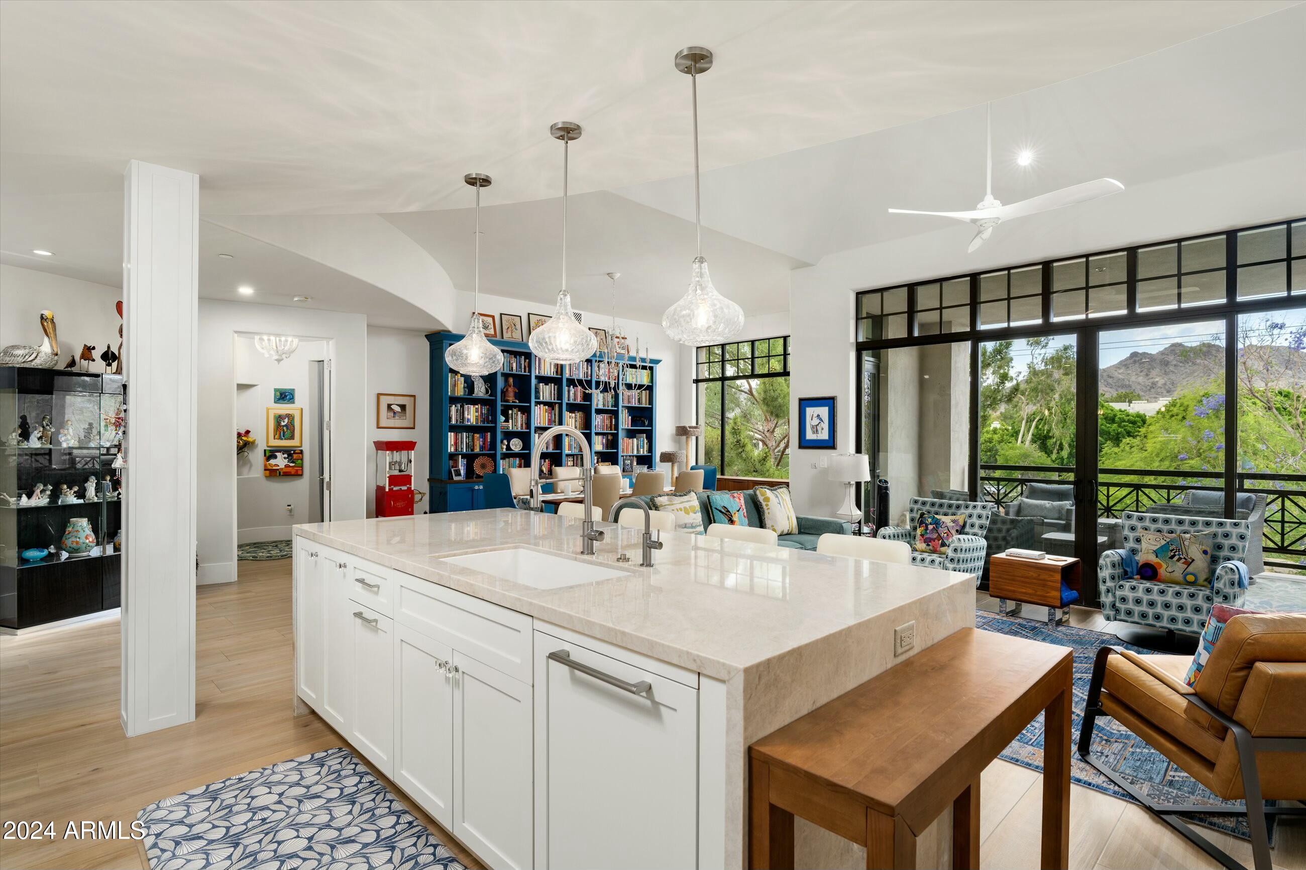 FAIRWAY LODGE AT THE BILTMORE CONDOMINIUM AMD - Residential
