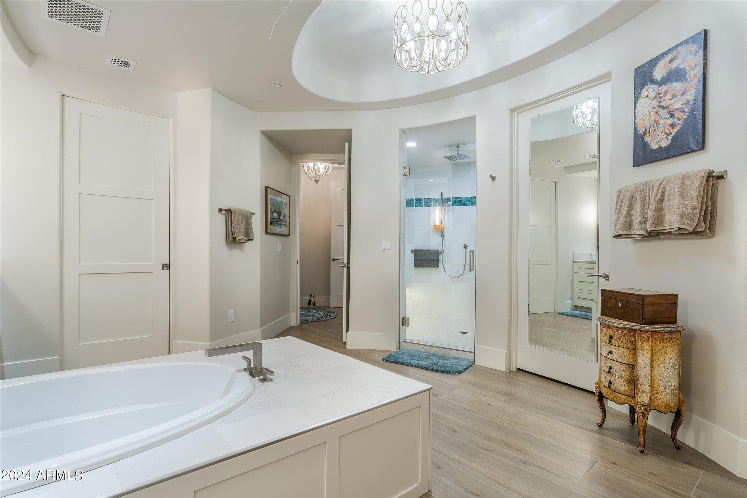 FAIRWAY LODGE AT THE BILTMORE CONDOMINIUM AMD - Residential