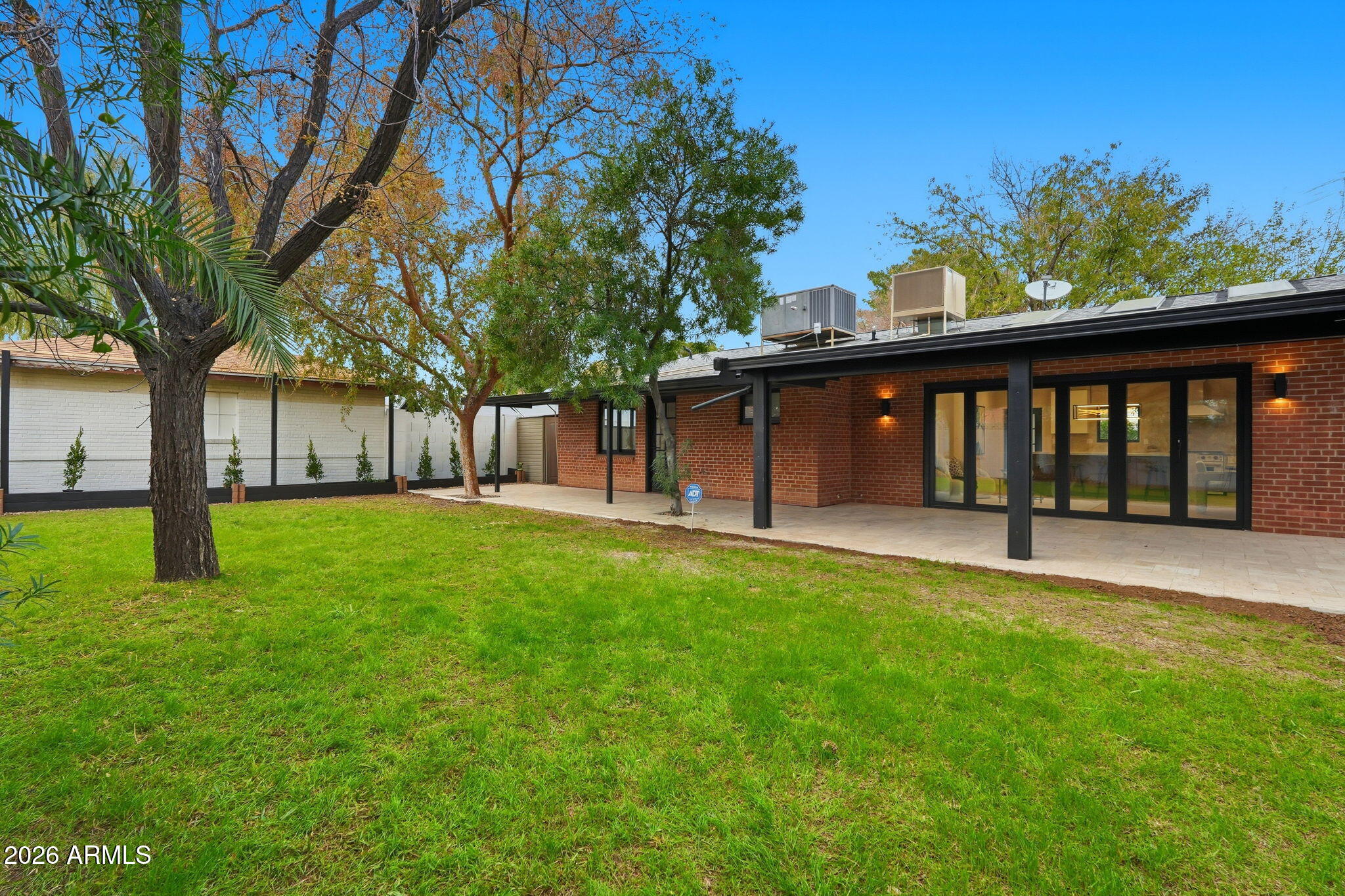 ENCANTO VISTA - Residential
