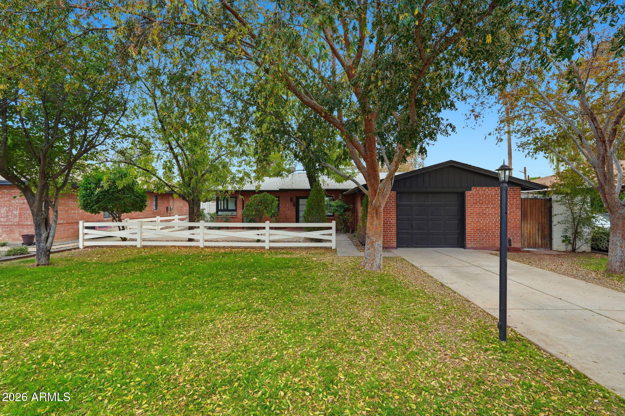ENCANTO VISTA - Residential